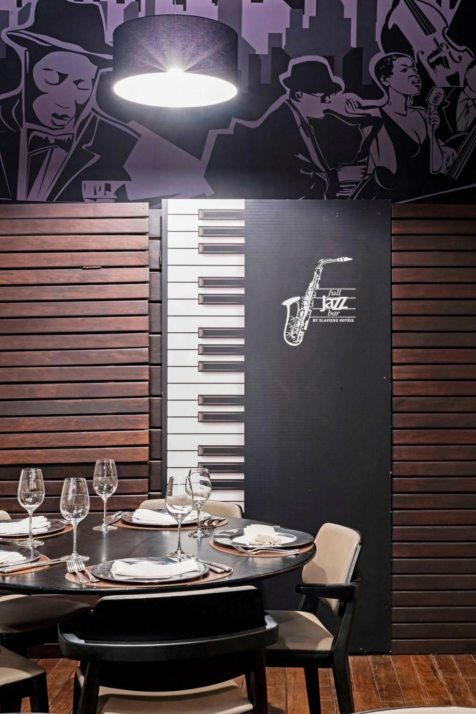 Lounge or bar in Full Jazz by Slaviero Hotéis