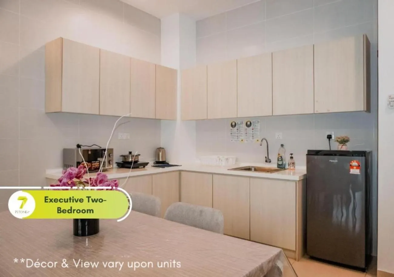 Kitchen or kitchenette in 7Stonez Residences Midhills Genting Highlands