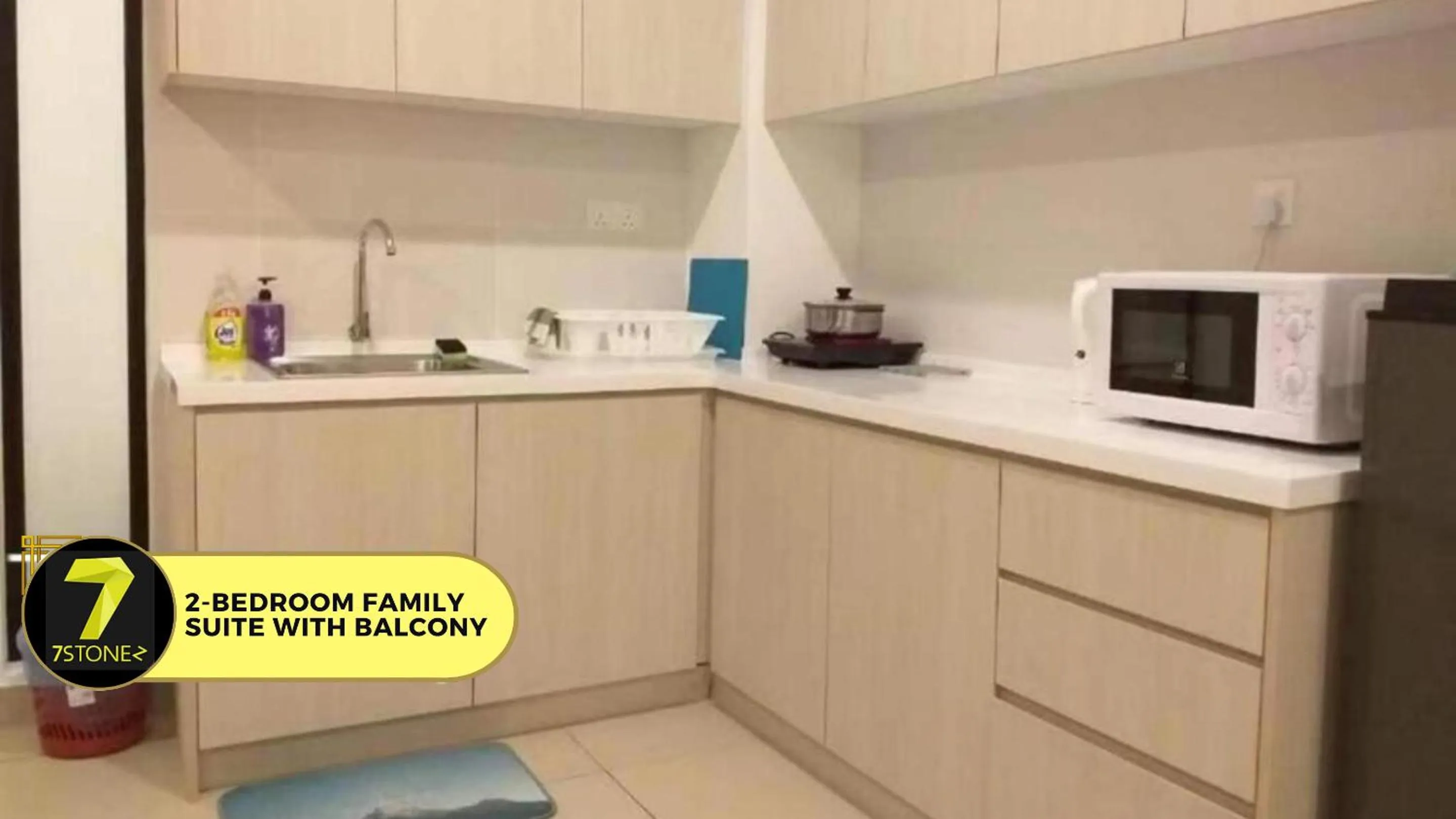 Kitchen or kitchenette in 7Stonez Residences Midhills Genting Highlands