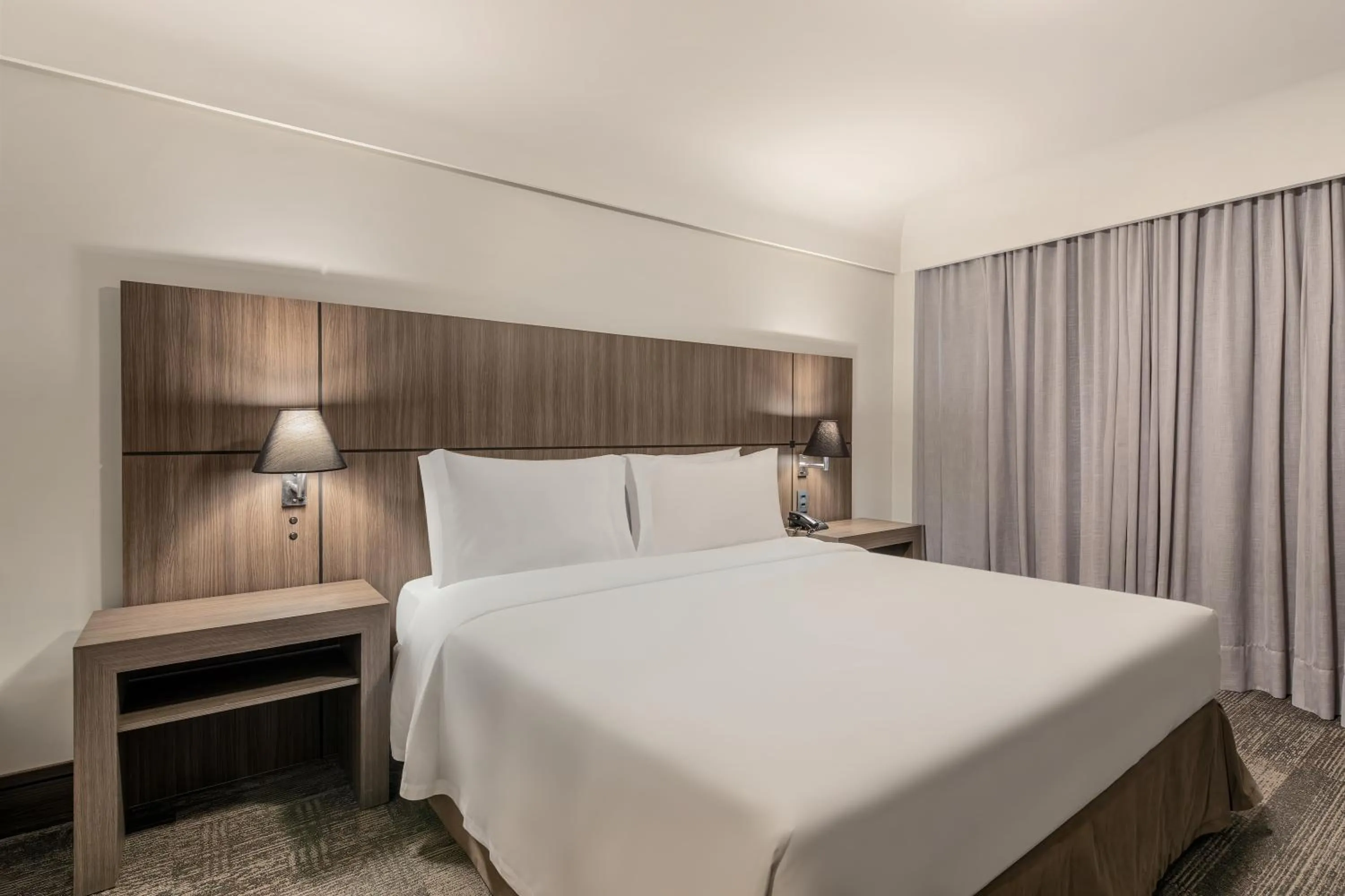 Bed in Slaviero Curitiba Centro