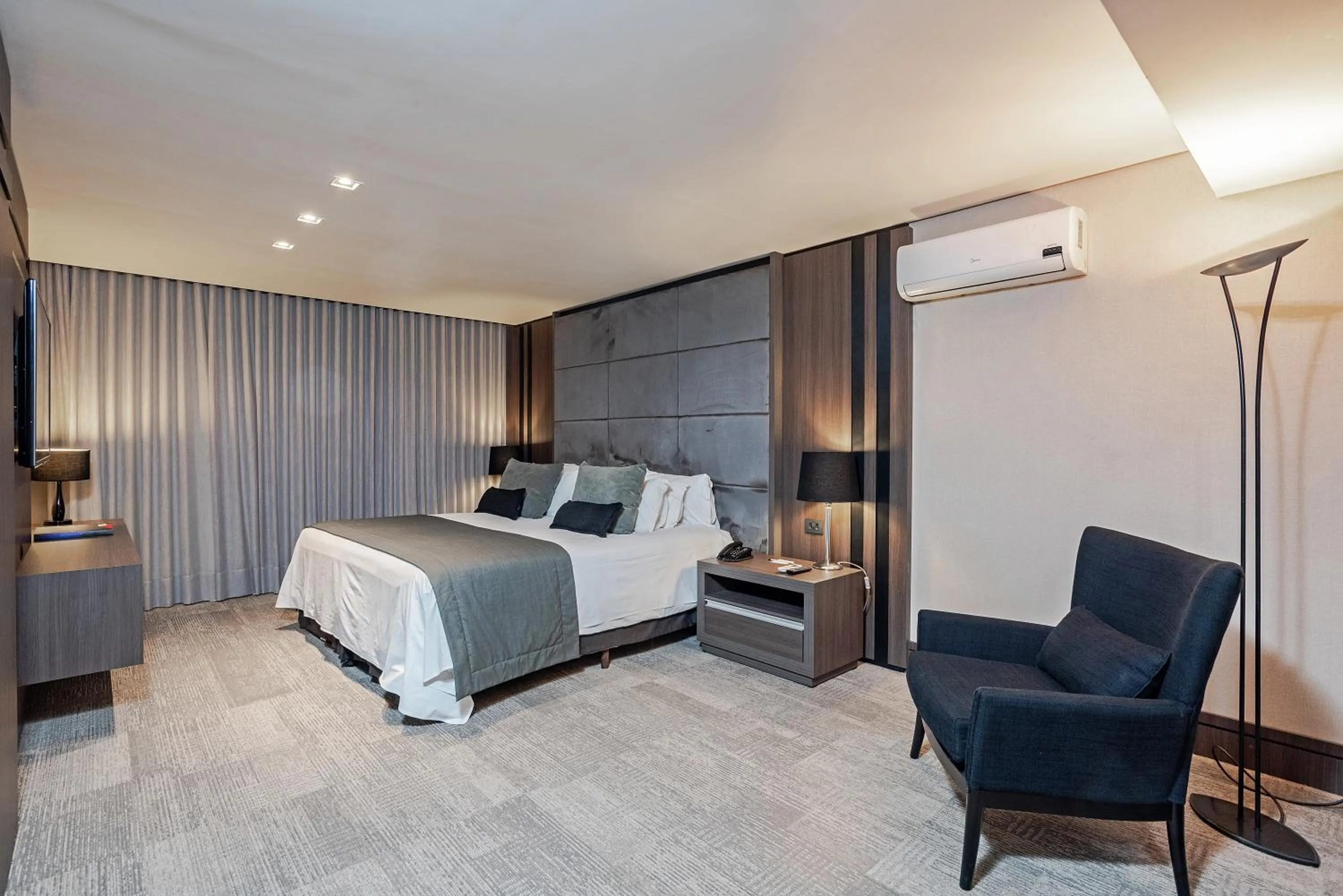 Bed in Slaviero Curitiba Centro