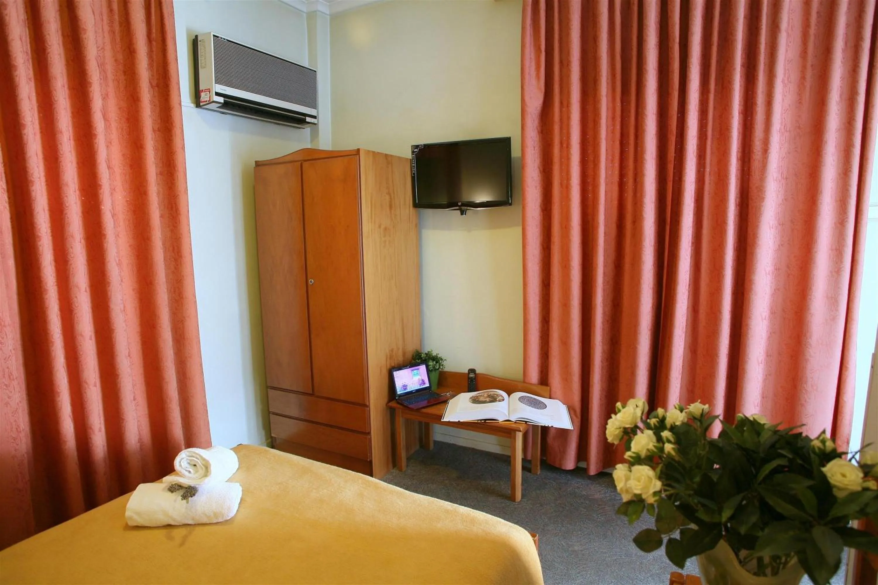 TV and multimedia, Bed in Oceanis