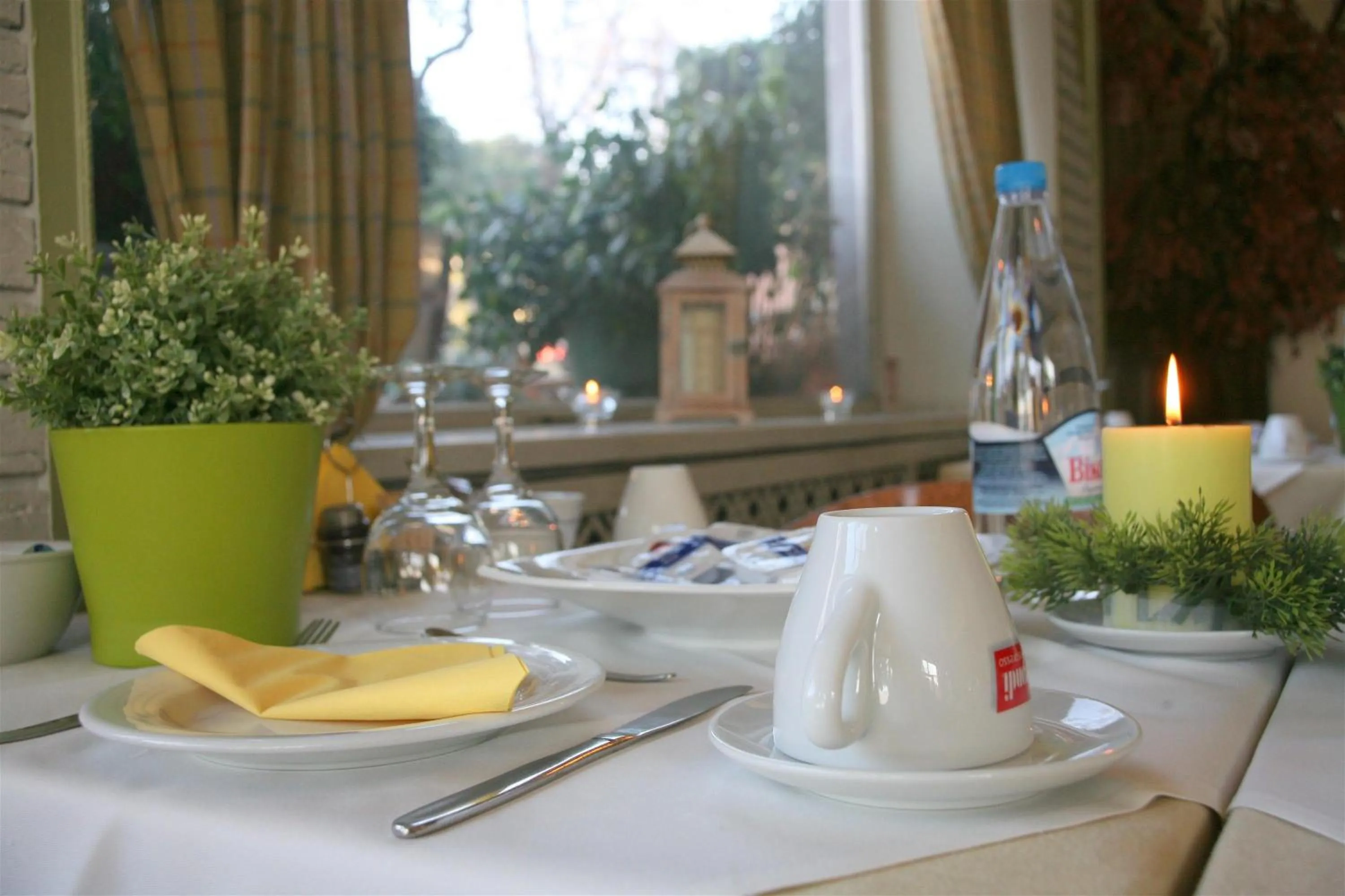 Restaurant/places to eat in Oceanis