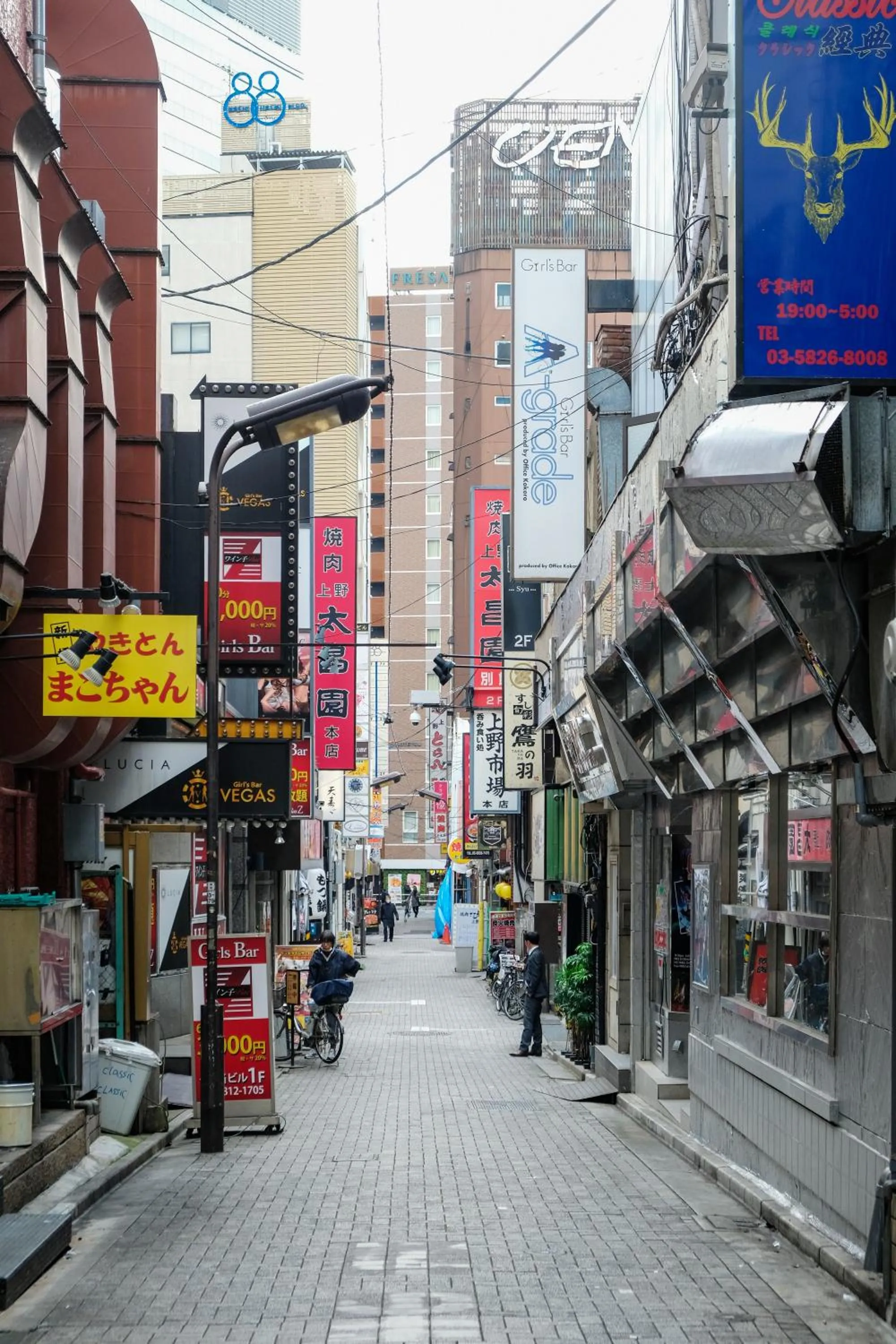 Neighbourhood in bnb+ Ueno Okachimachi