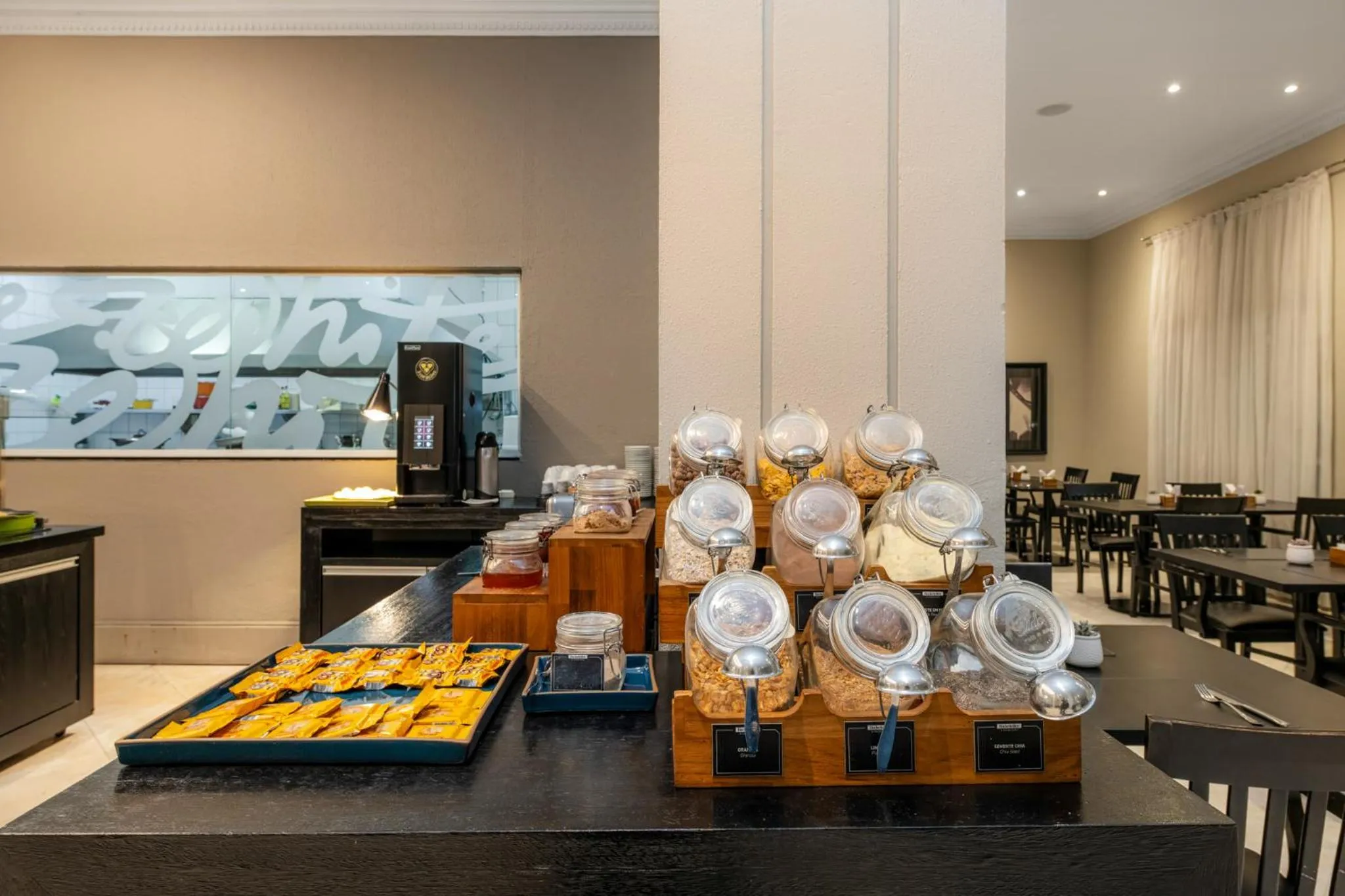 Breakfast in Rockefeller by Slaviero Hotéis