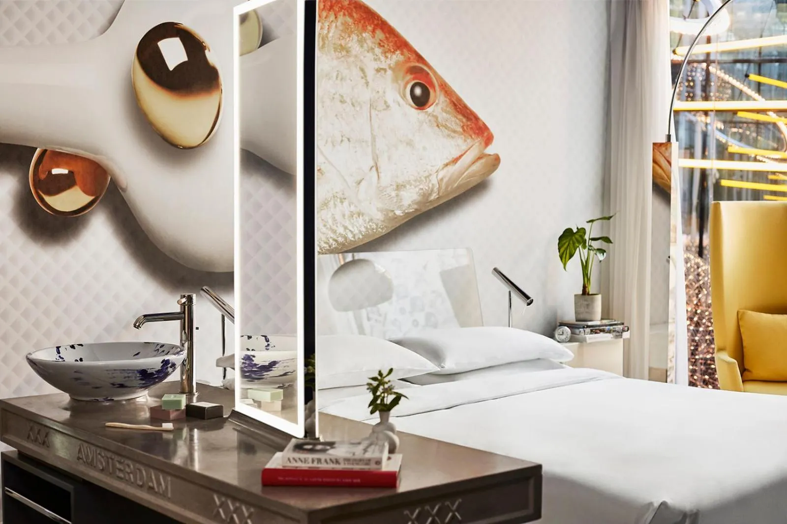 Bed in Andaz Amsterdam, Prinsengracht, By Hyatt