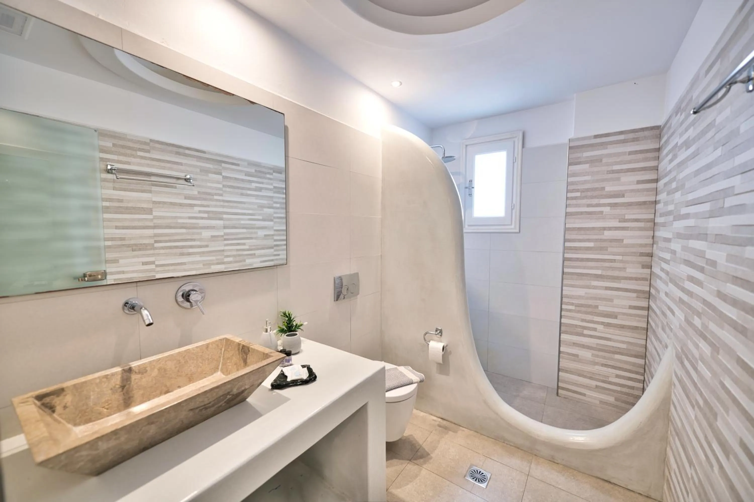 Bathroom in Villa Angira