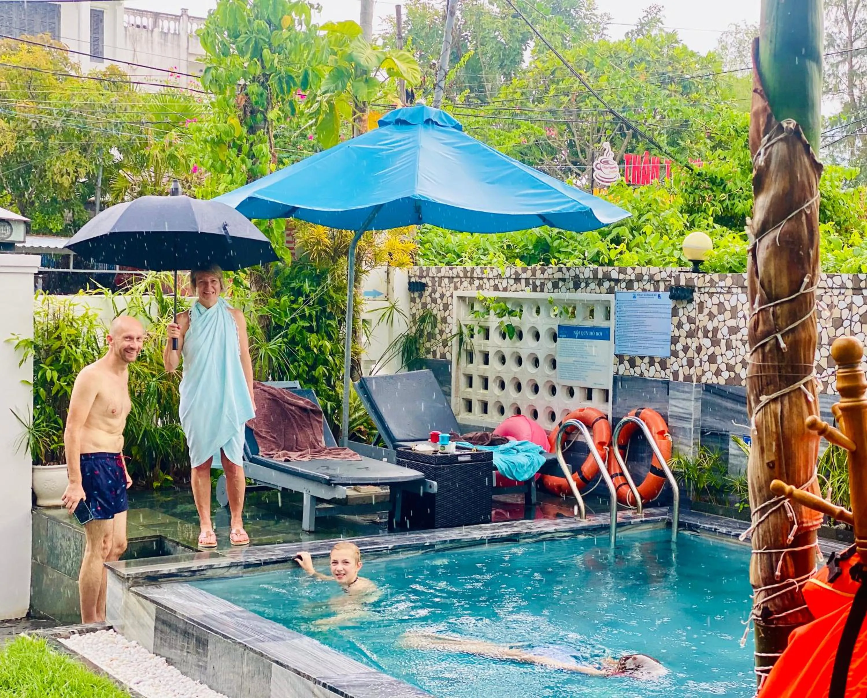 Family in Rice River Villa - Hoi An
