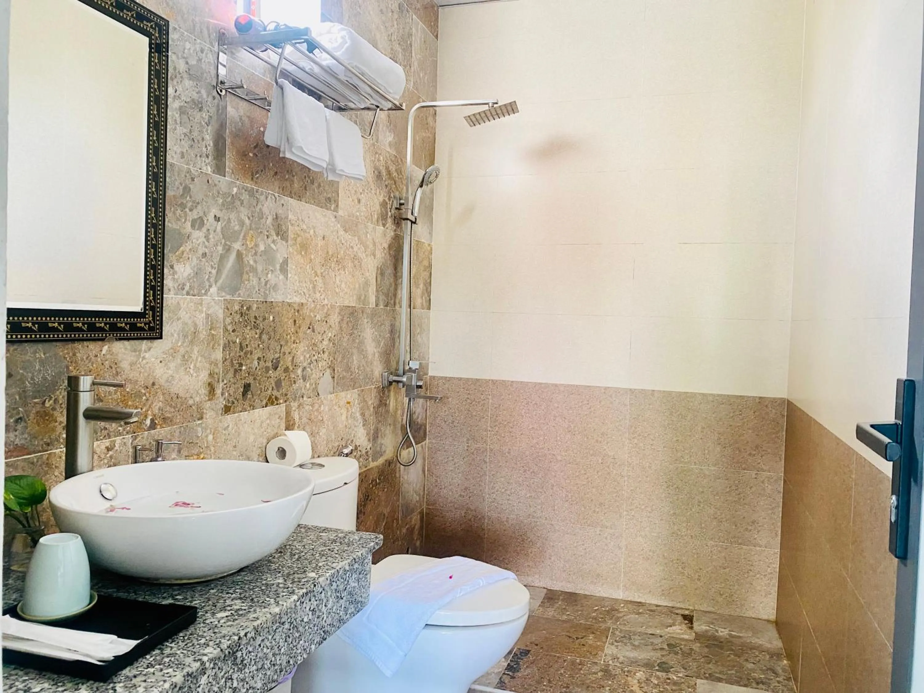 Bathroom in Rice River Villa - Hoi An