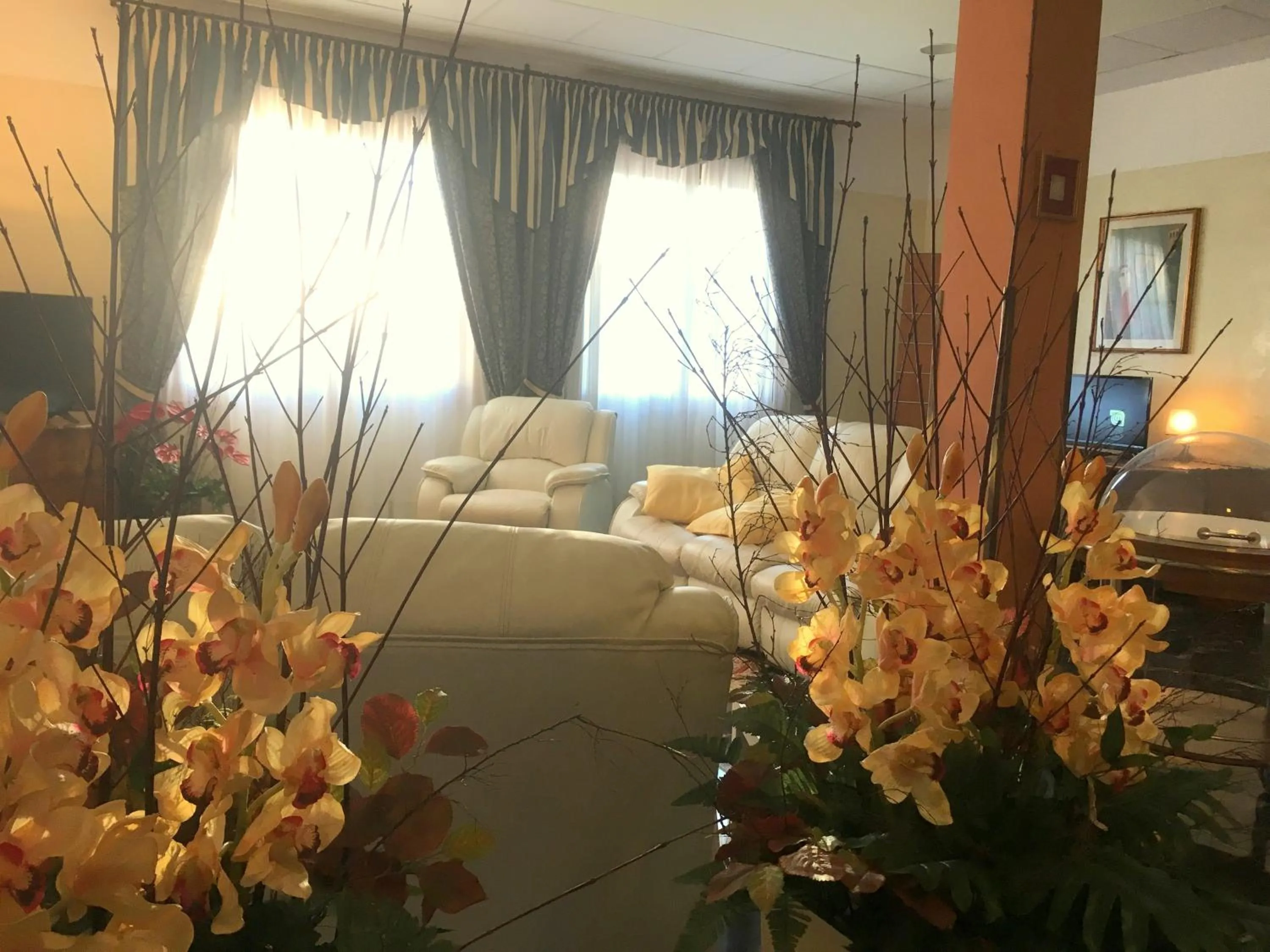 Lobby or reception, Bed in Hotel Internazionale Gorizia