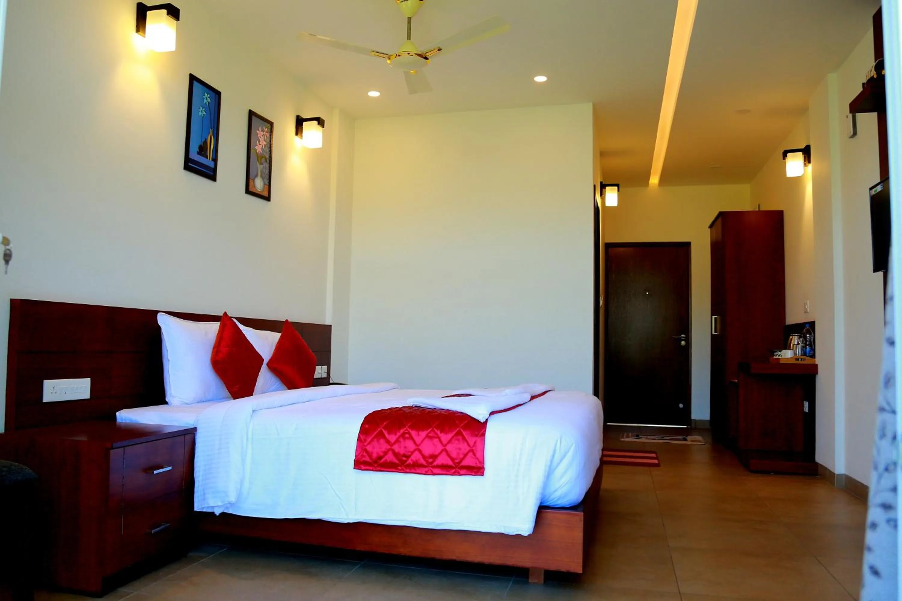 Palmtree Leaf, Munnar