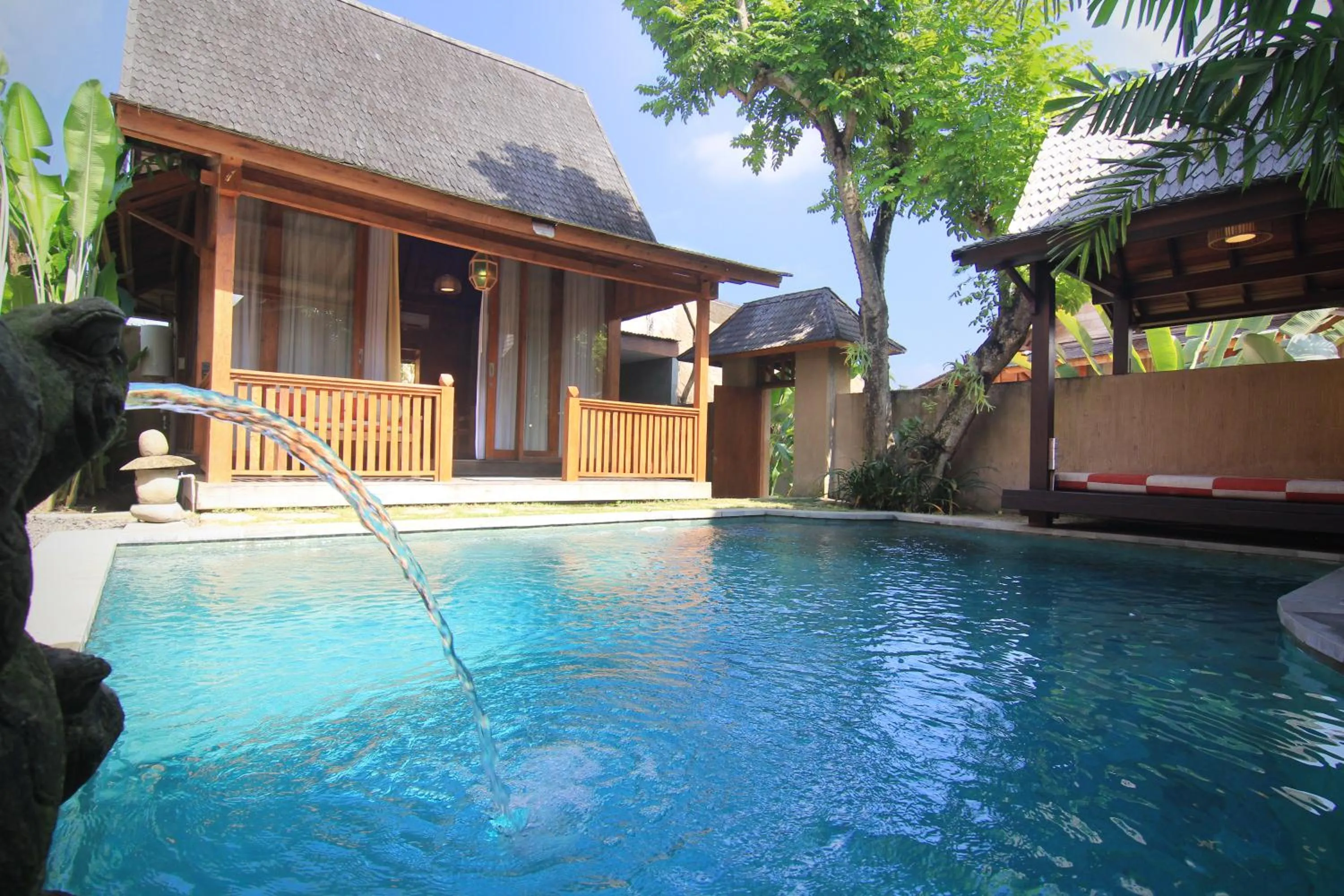 Swimming pool in Taulan Villa by Social Hideout