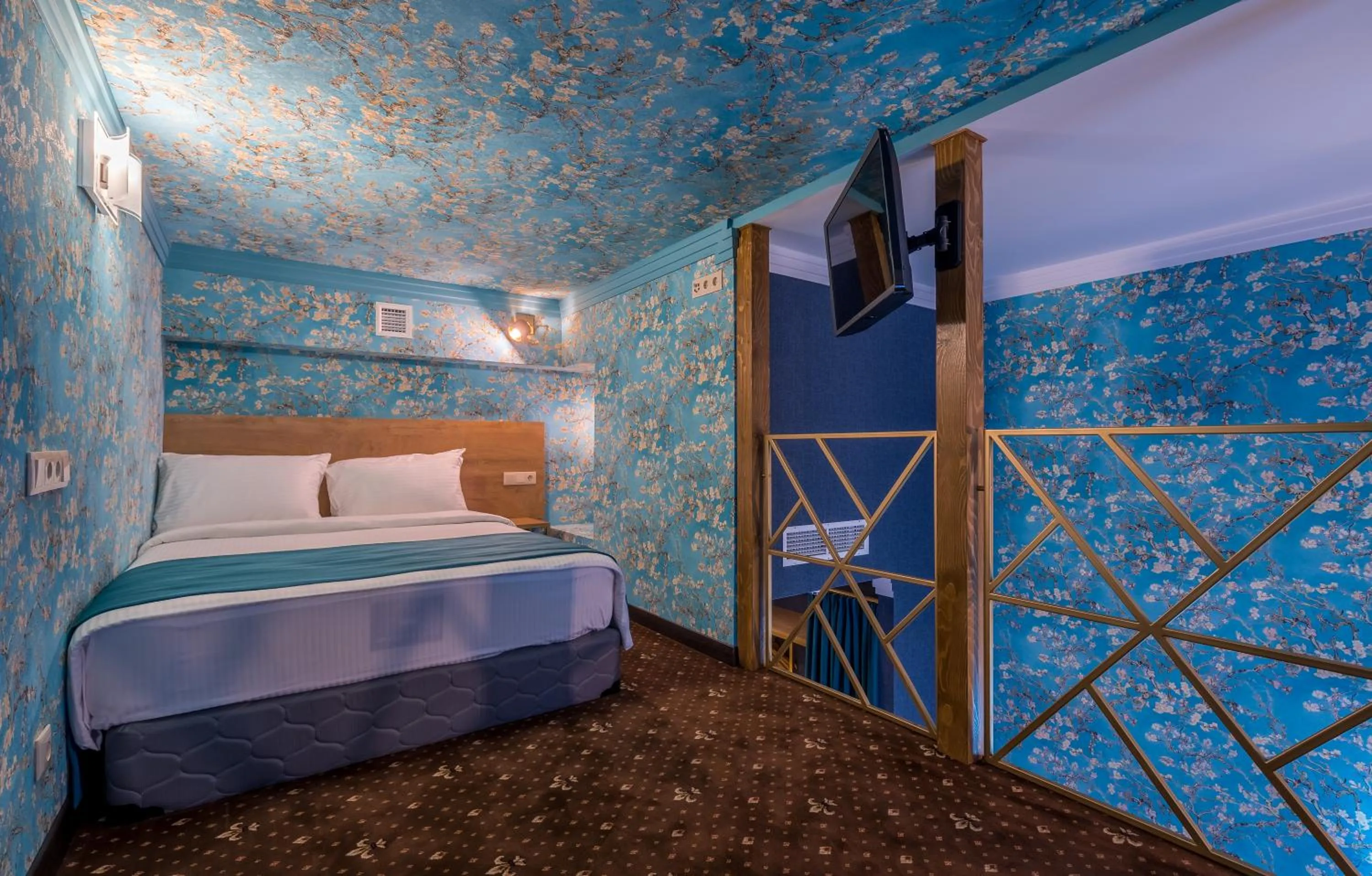 Bed in Gladius Inn Boutique Hotel by DNT Group