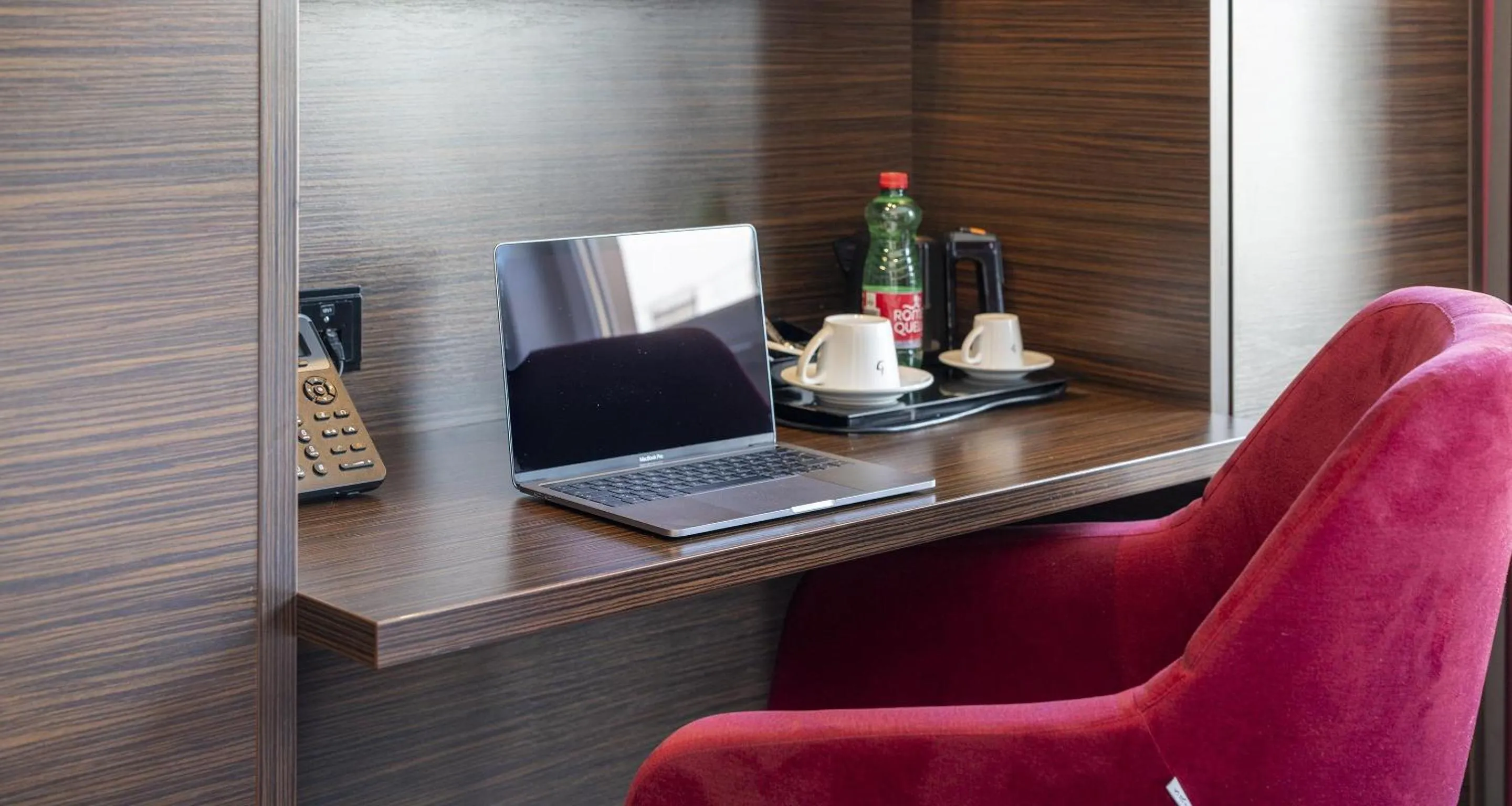 Bedroom in Best Western Plus Plaza Hotel Graz