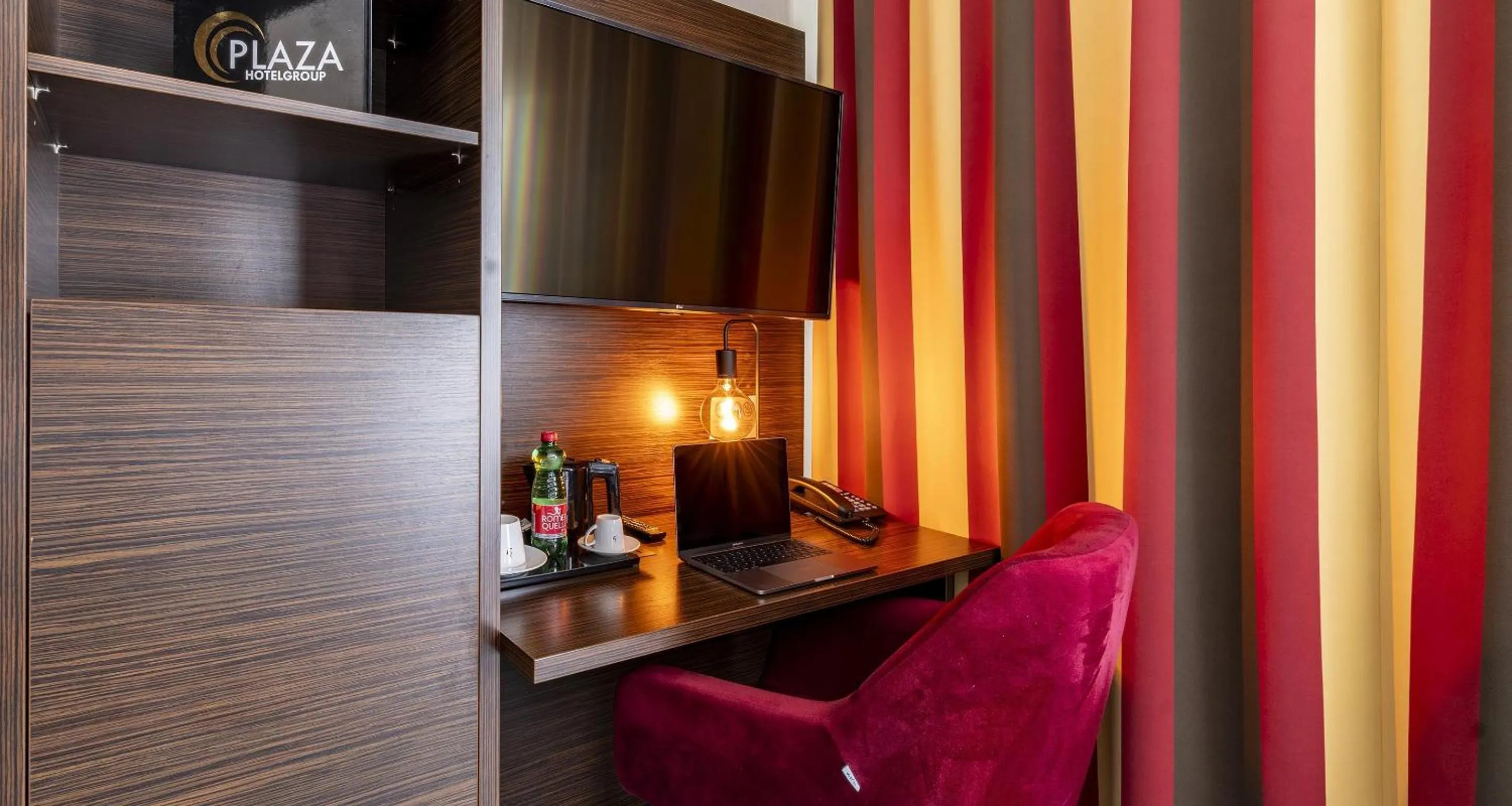 Bedroom in Best Western Plus Plaza Hotel Graz