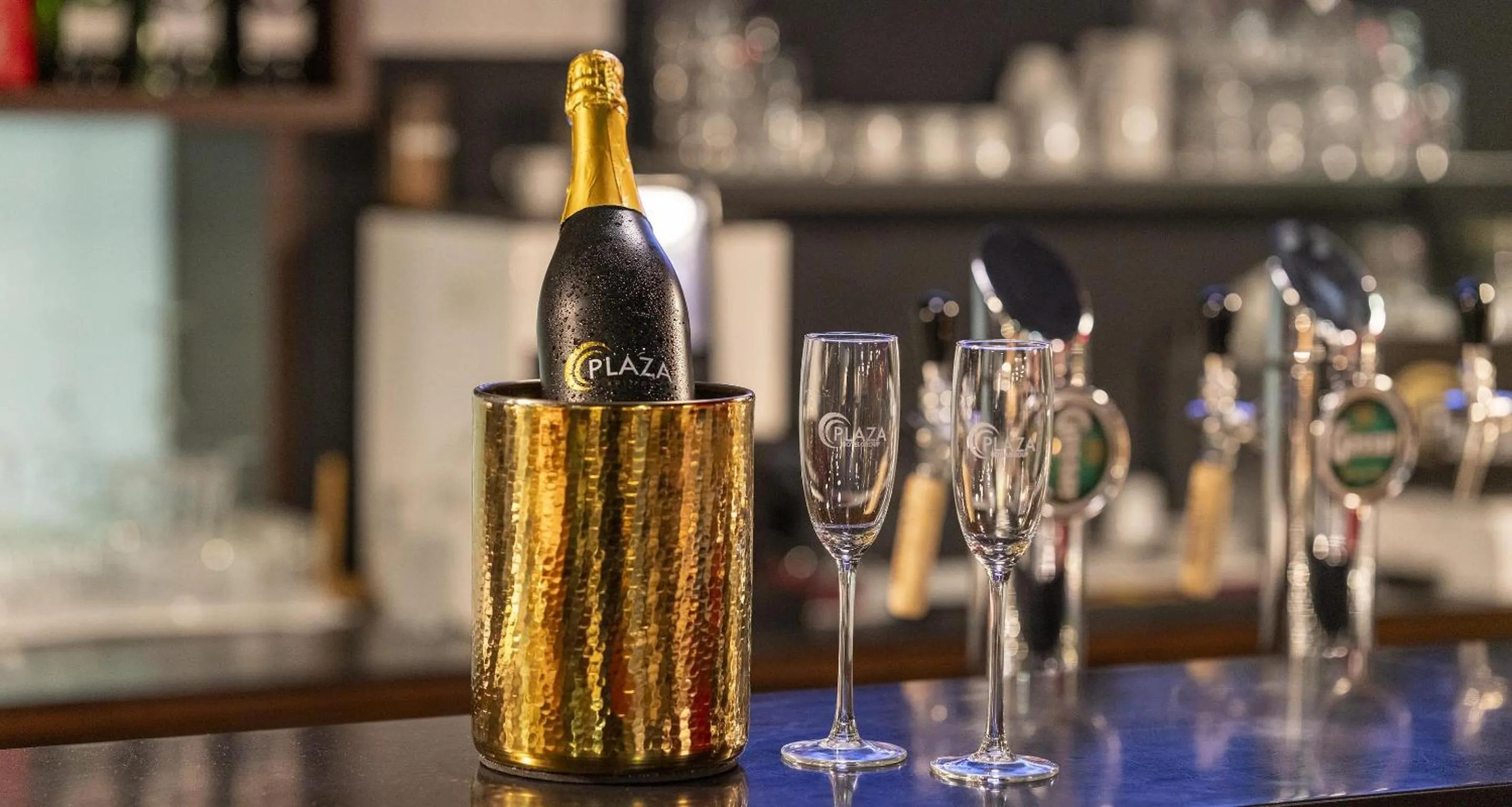 Lounge or bar in Best Western Plus Plaza Hotel Graz