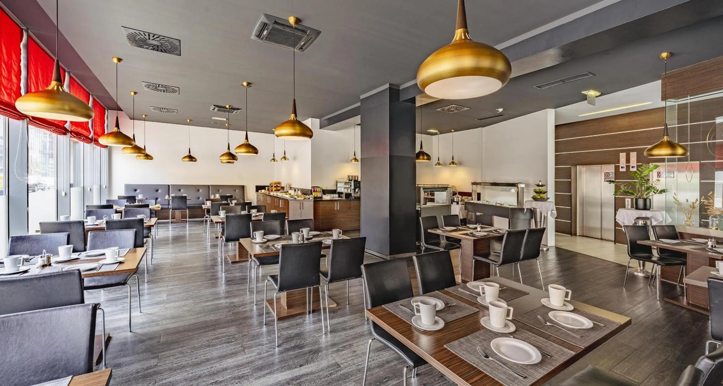 Breakfast in Best Western Plus Plaza Hotel Graz