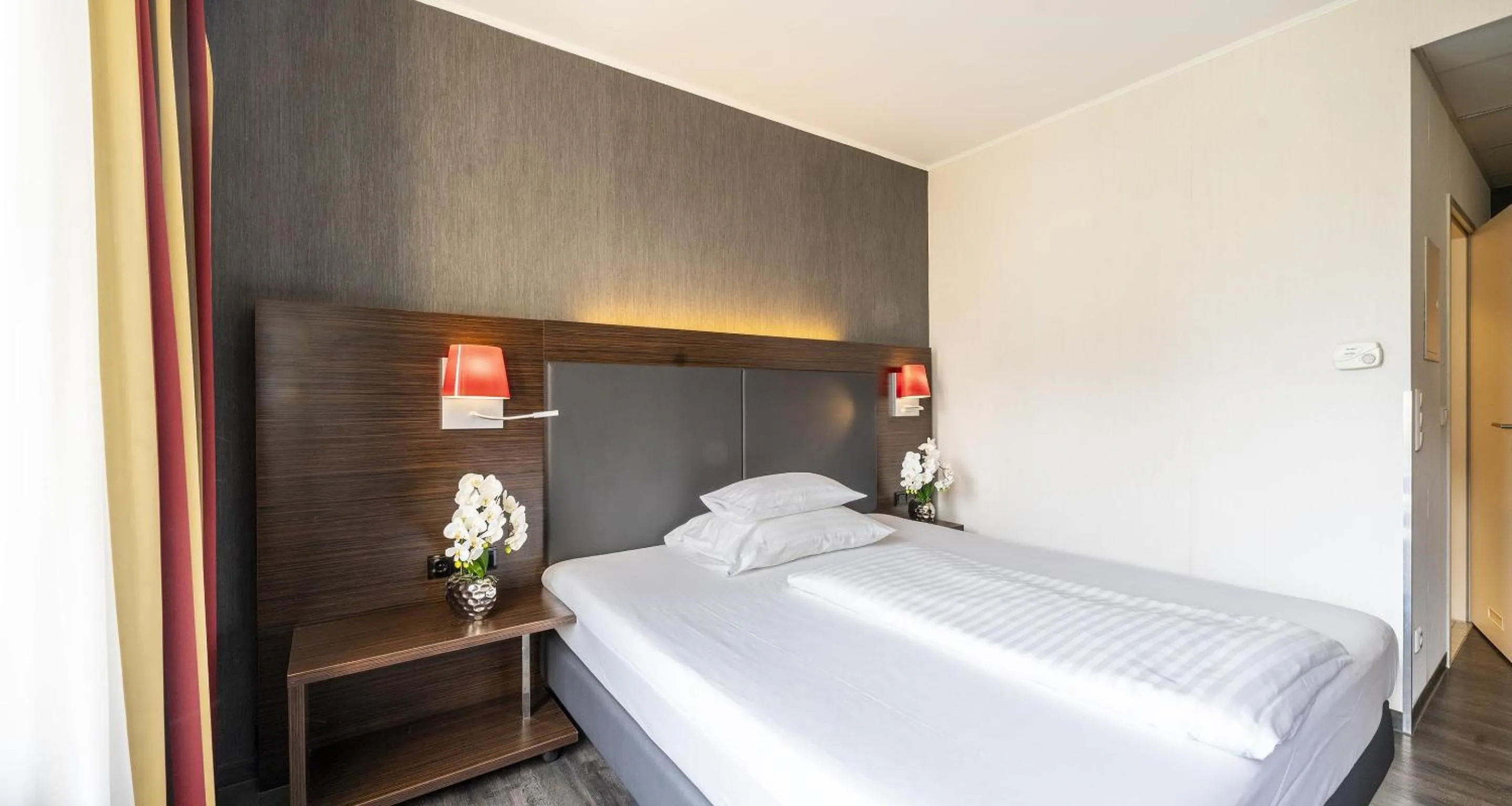 Bedroom, Bed in Best Western Plus Plaza Hotel Graz