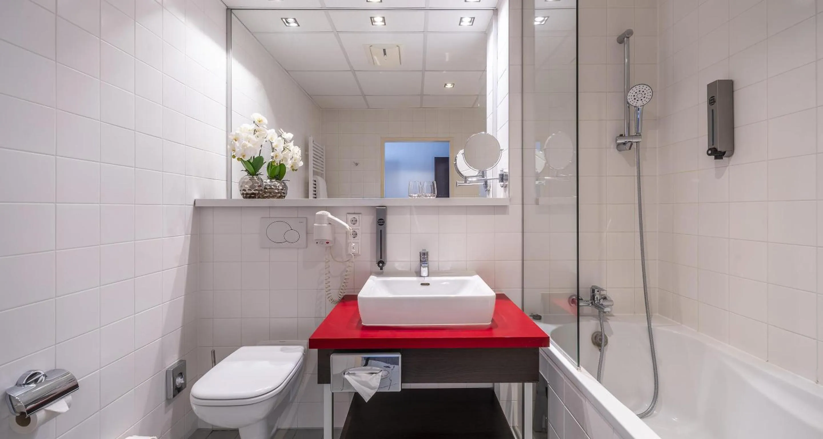 Bathroom in Best Western Plus Plaza Hotel Graz