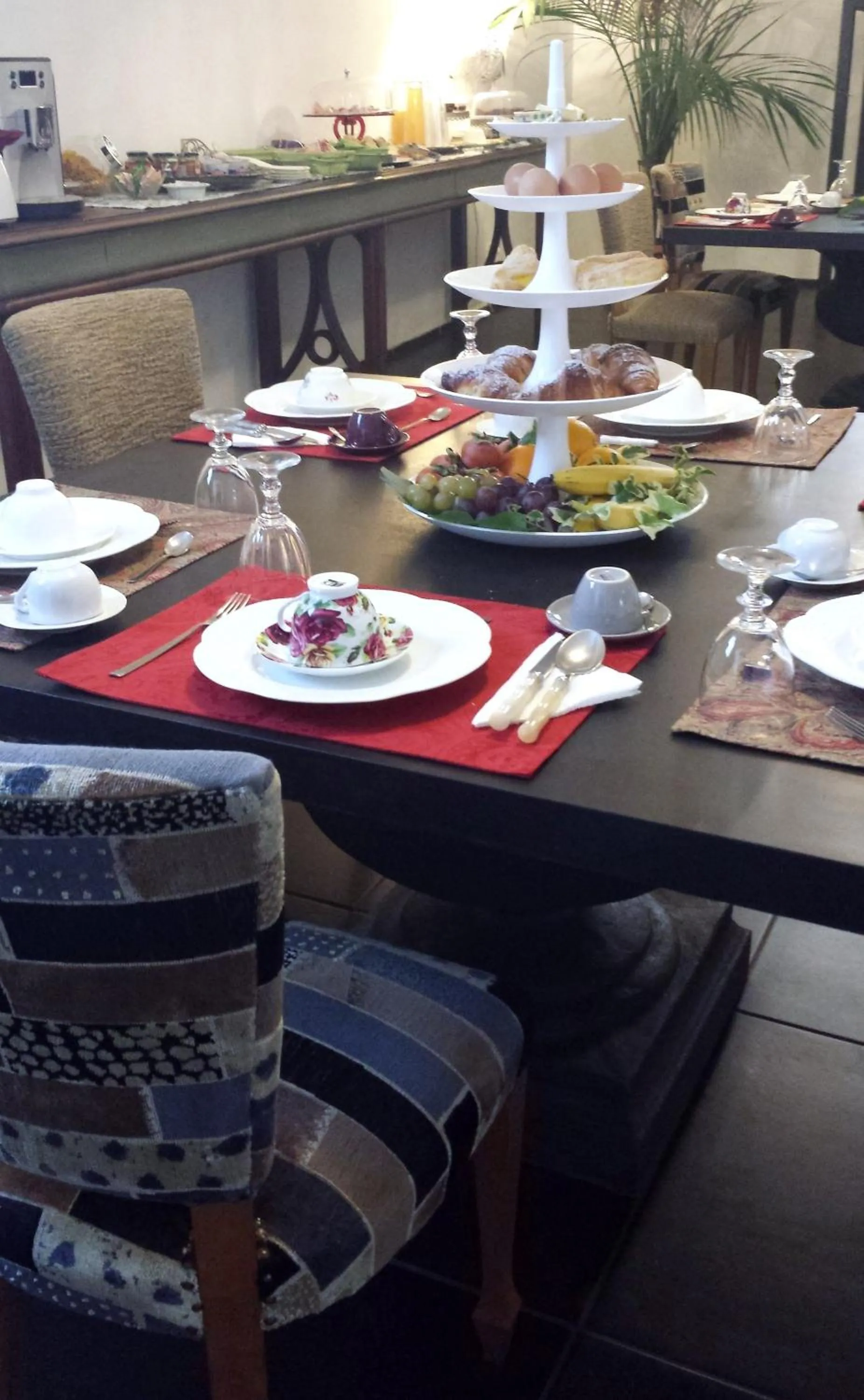 Breakfast in Il Giardino di Ballarò Boutique B&B