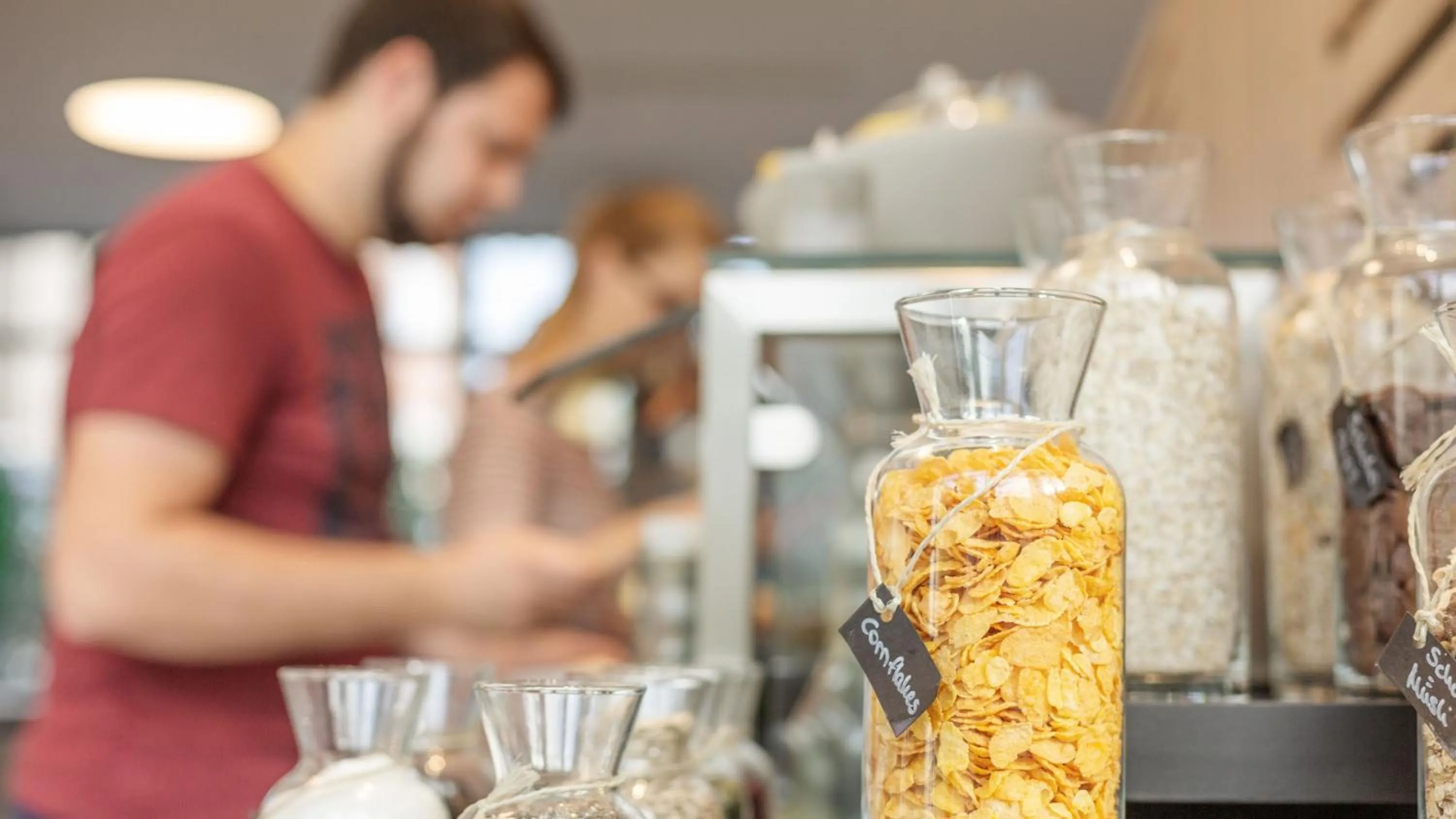 Breakfast in Holiday Inn - the niu, Keg Hamburg Ost by IHG