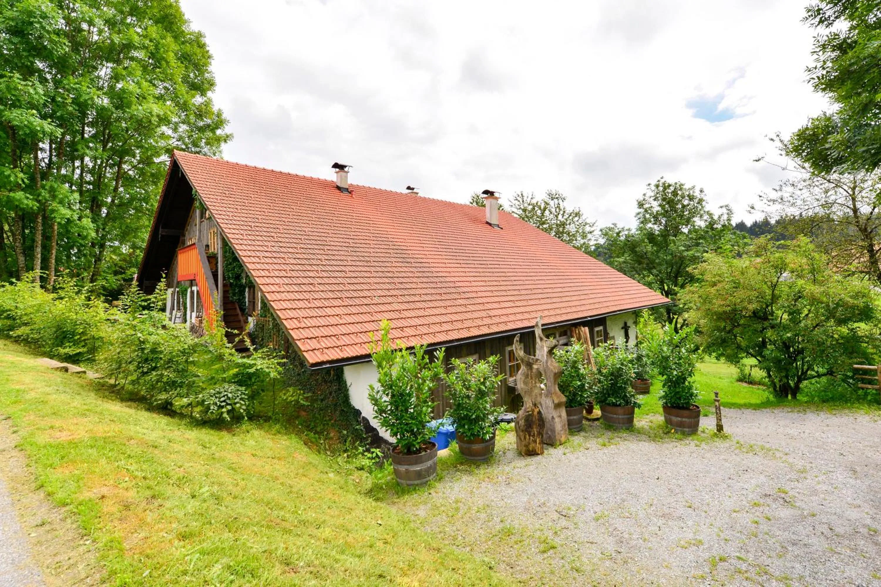 Property building in Hofatelier Menacher