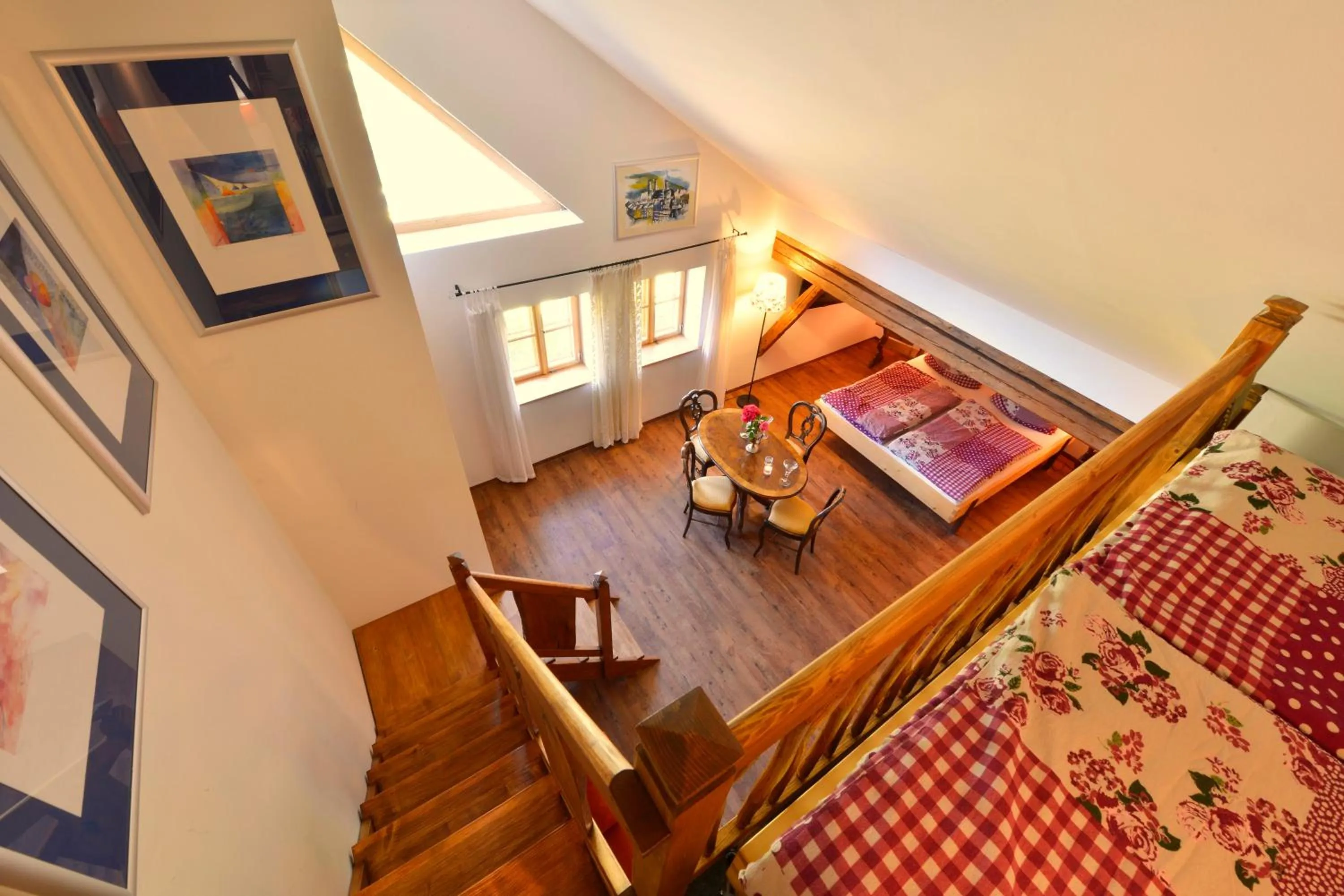 Bed in Hofatelier Menacher