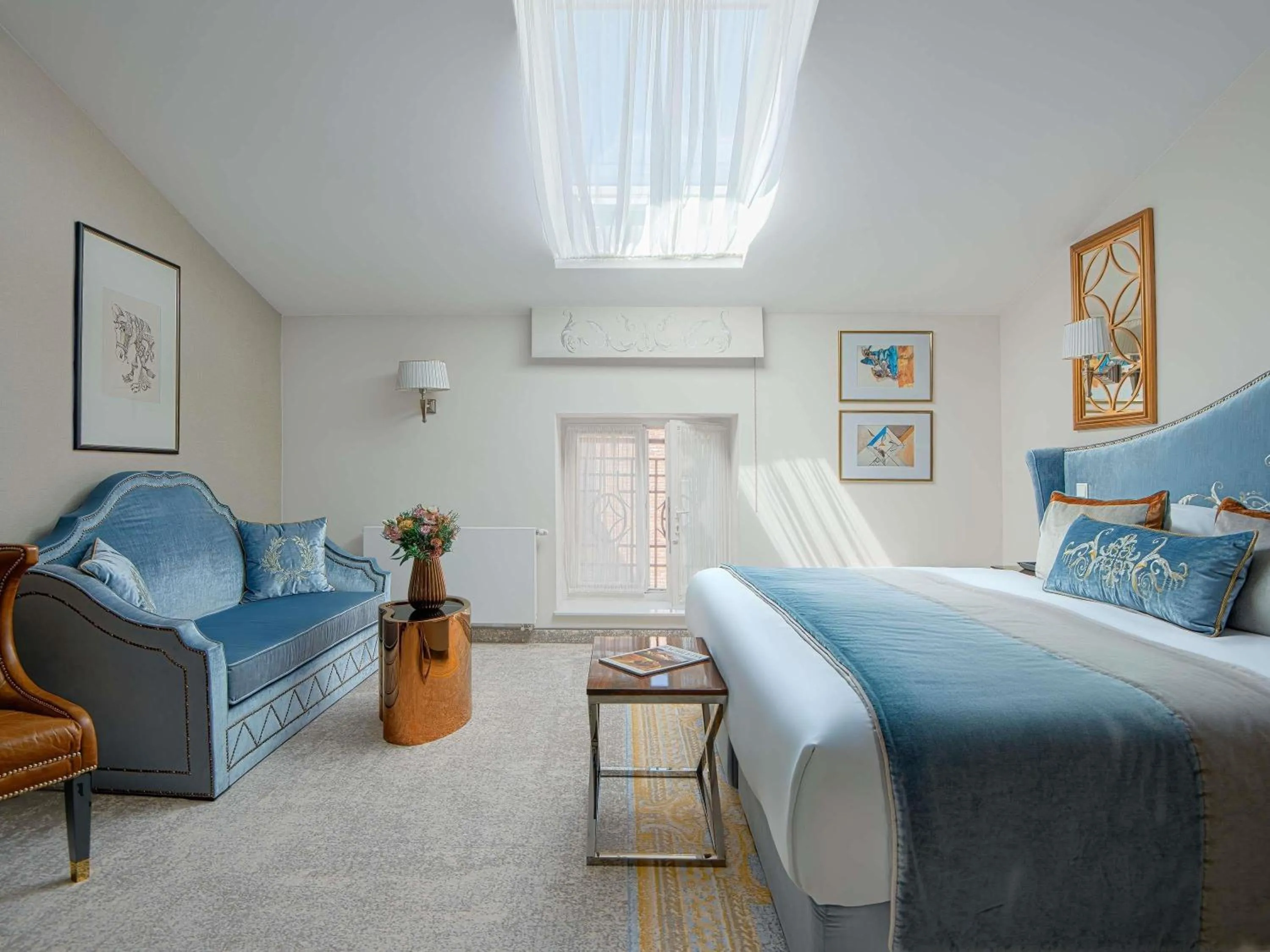 Bedroom, Bed in Bachleda Luxury Hotel Kraków - MGallery Collection