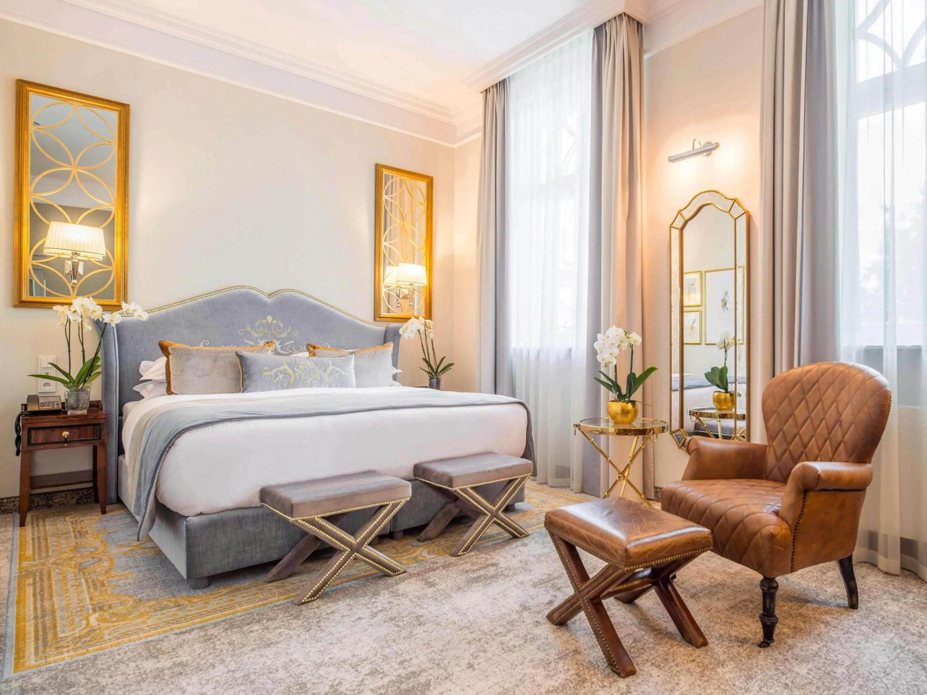 Property building, Bed in Bachleda Luxury Hotel Kraków - MGallery Collection