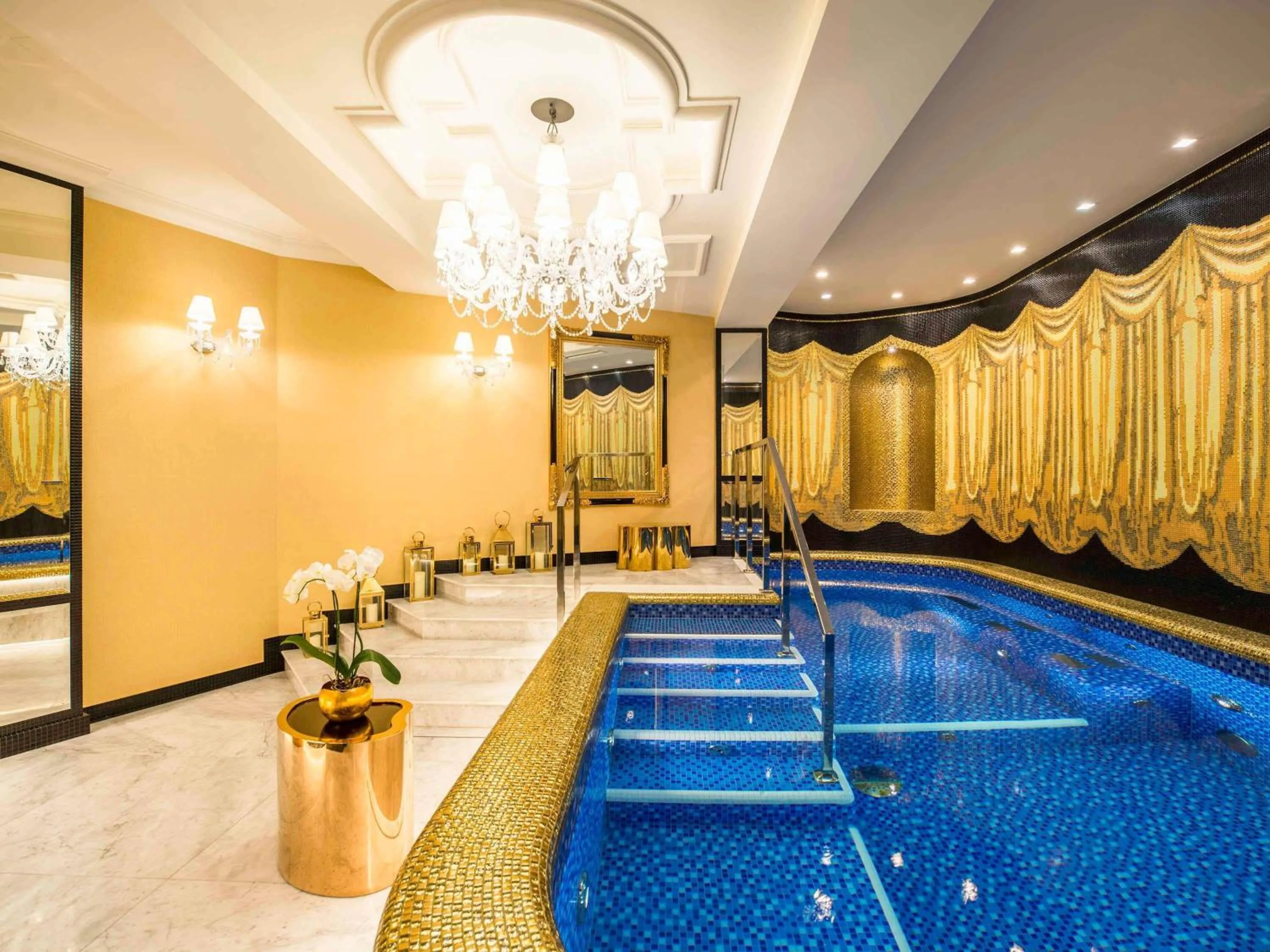 Spa and wellness centre/facilities in Bachleda Luxury Hotel Kraków - MGallery Collection