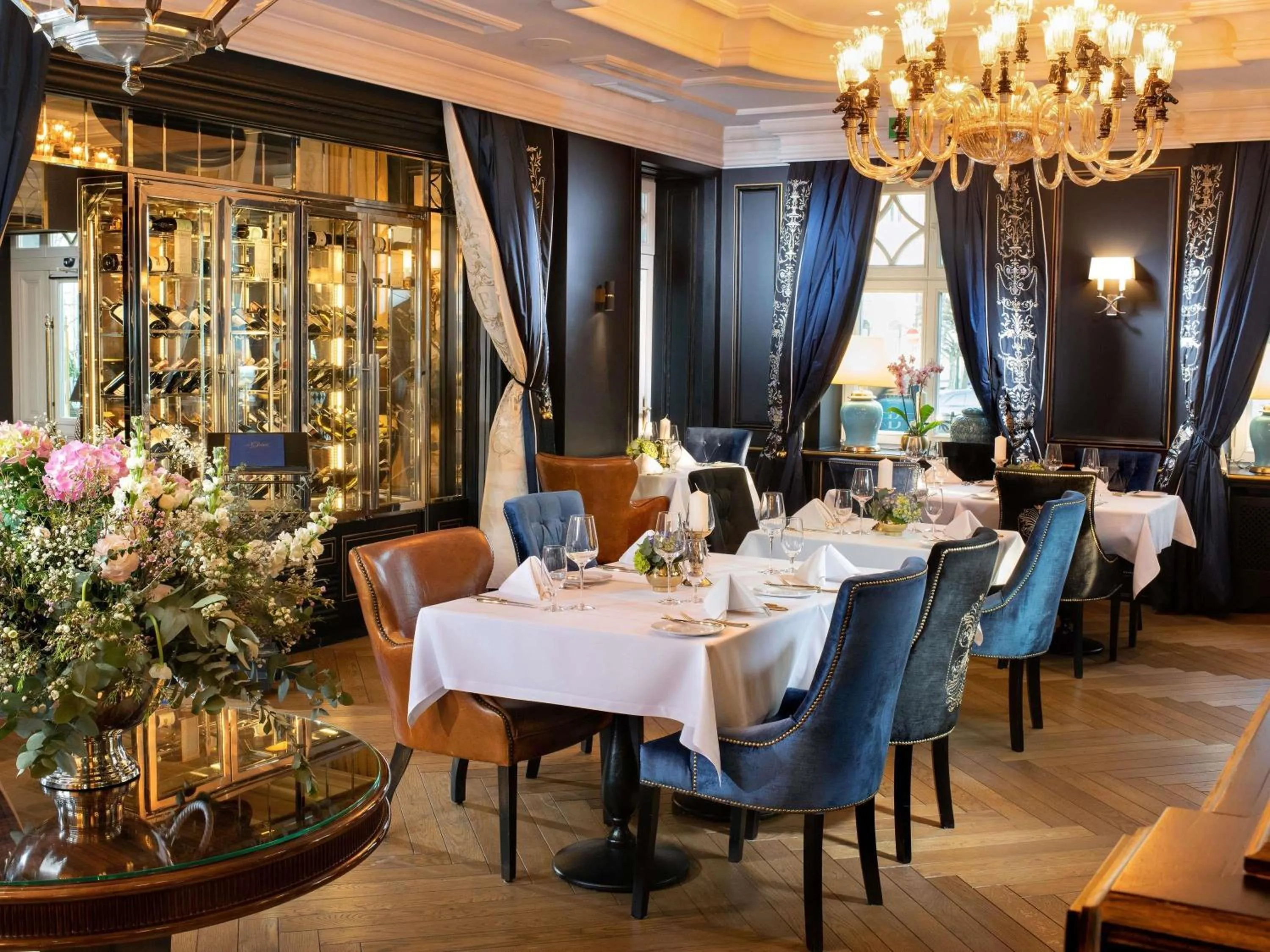 Restaurant/places to eat in Bachleda Luxury Hotel Kraków - MGallery Collection