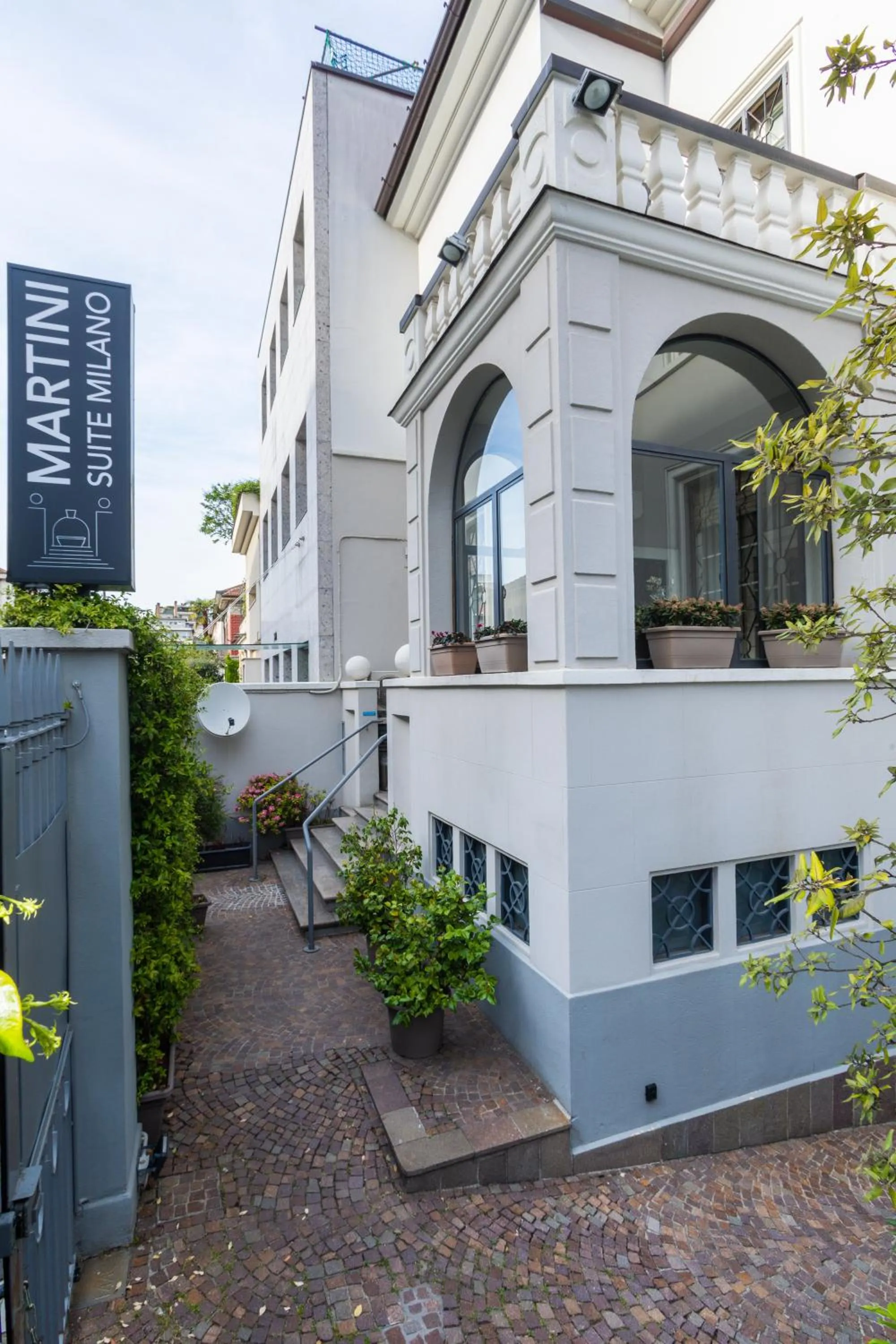 Property building in Martini Suite