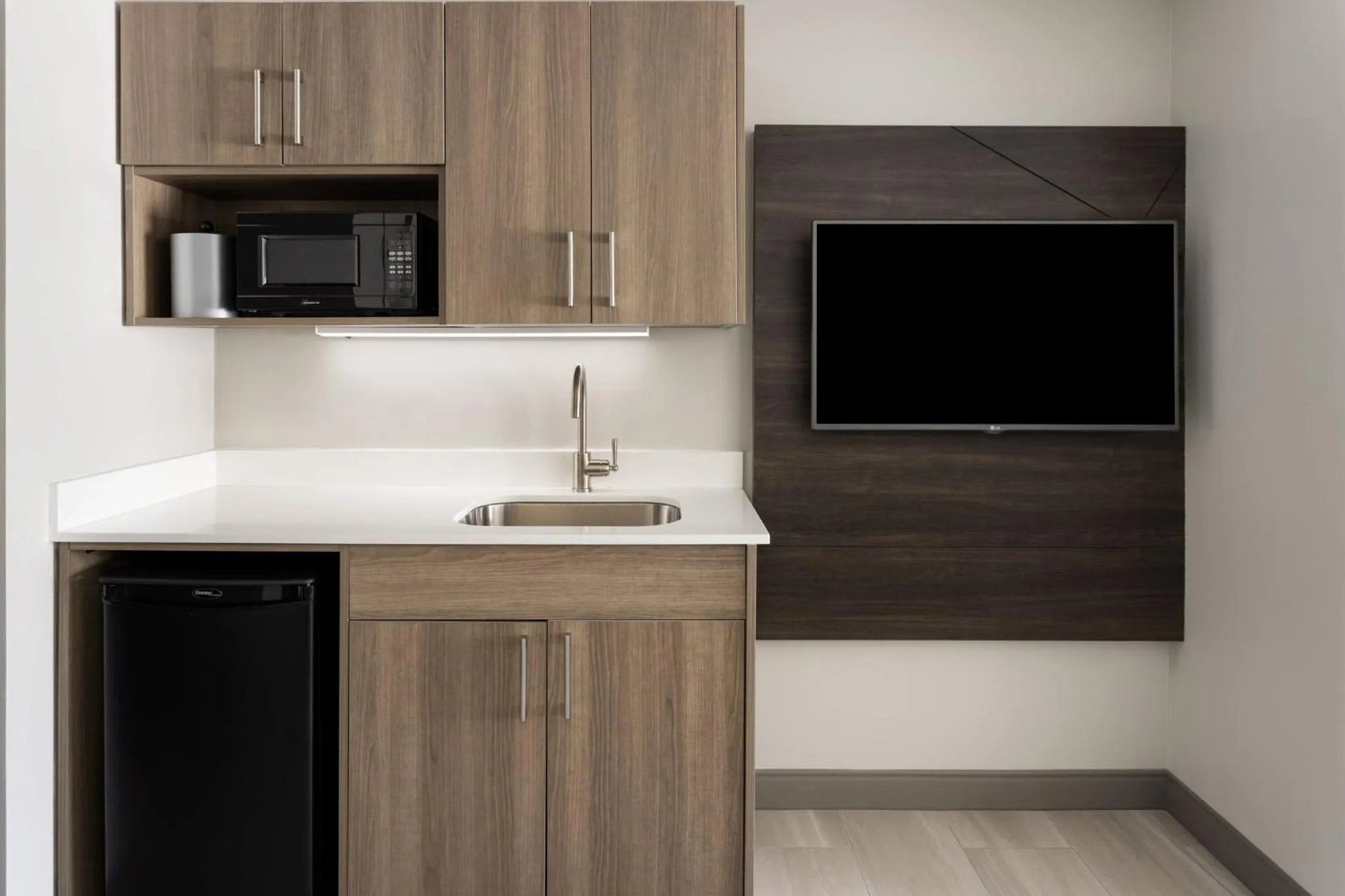 Photo of the whole room in Holiday Inn Express and Suites Meriden by IHG