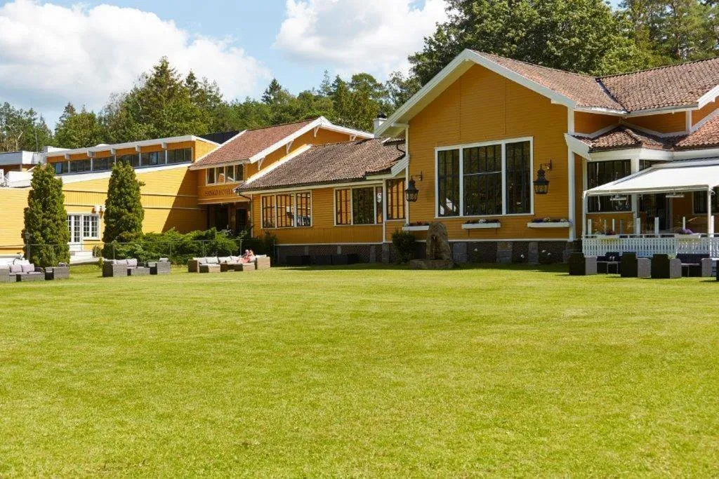 Garden view in Hankø Hotell & Spa