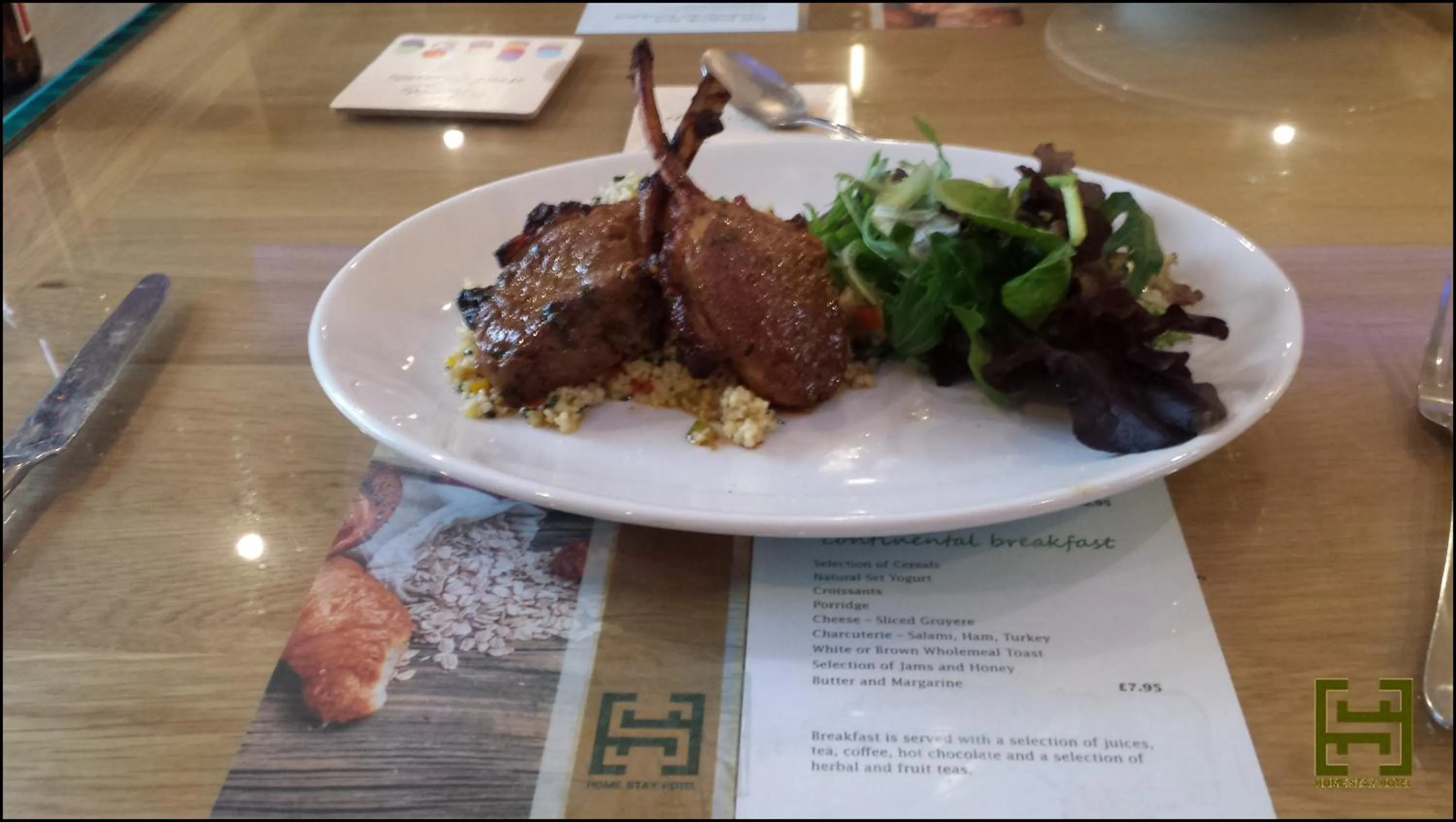 Food and drinks in Homestay Hotel Heathrow