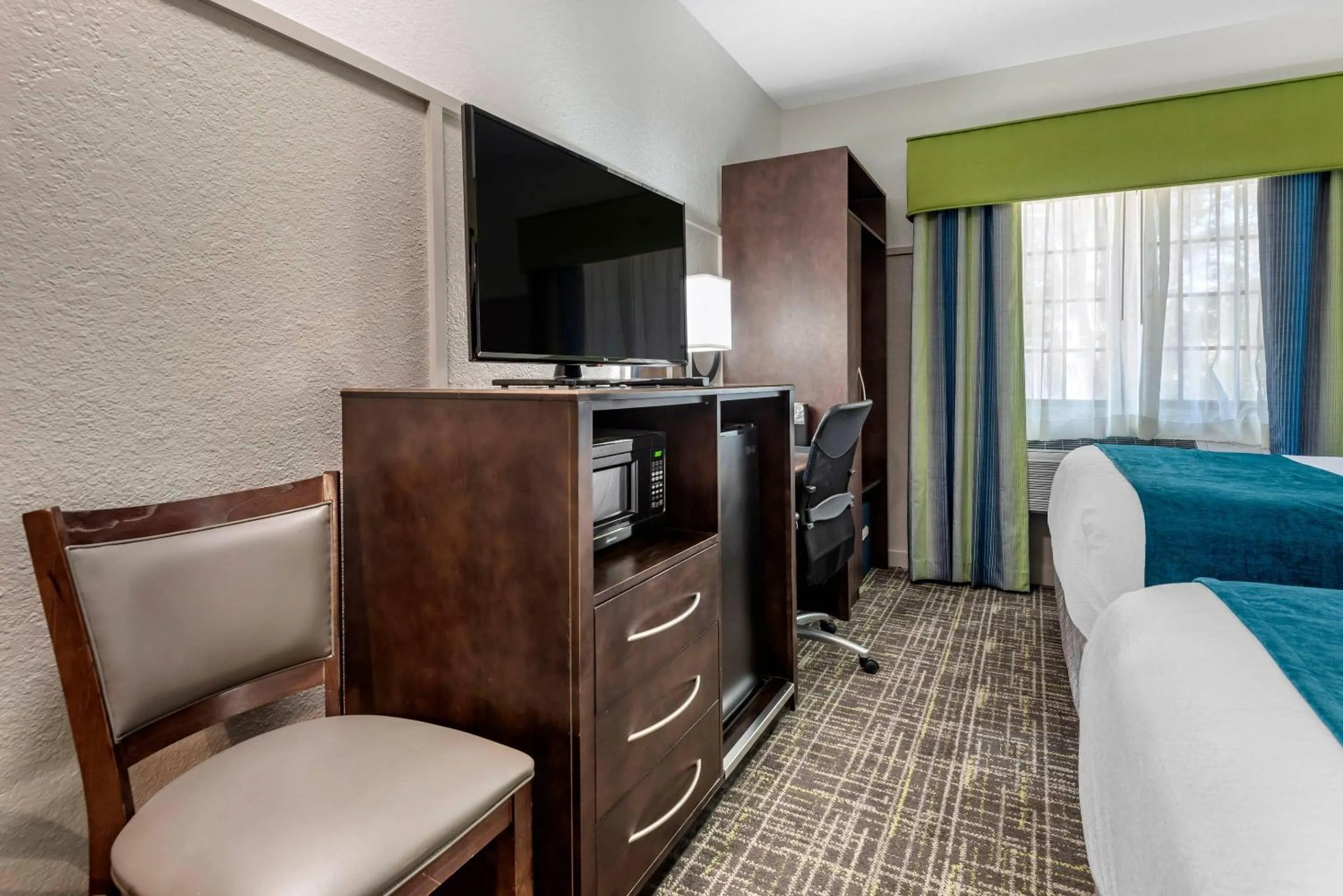 Bedroom, Bed in The Freeport Hotel, an Ascend Collection Hotel