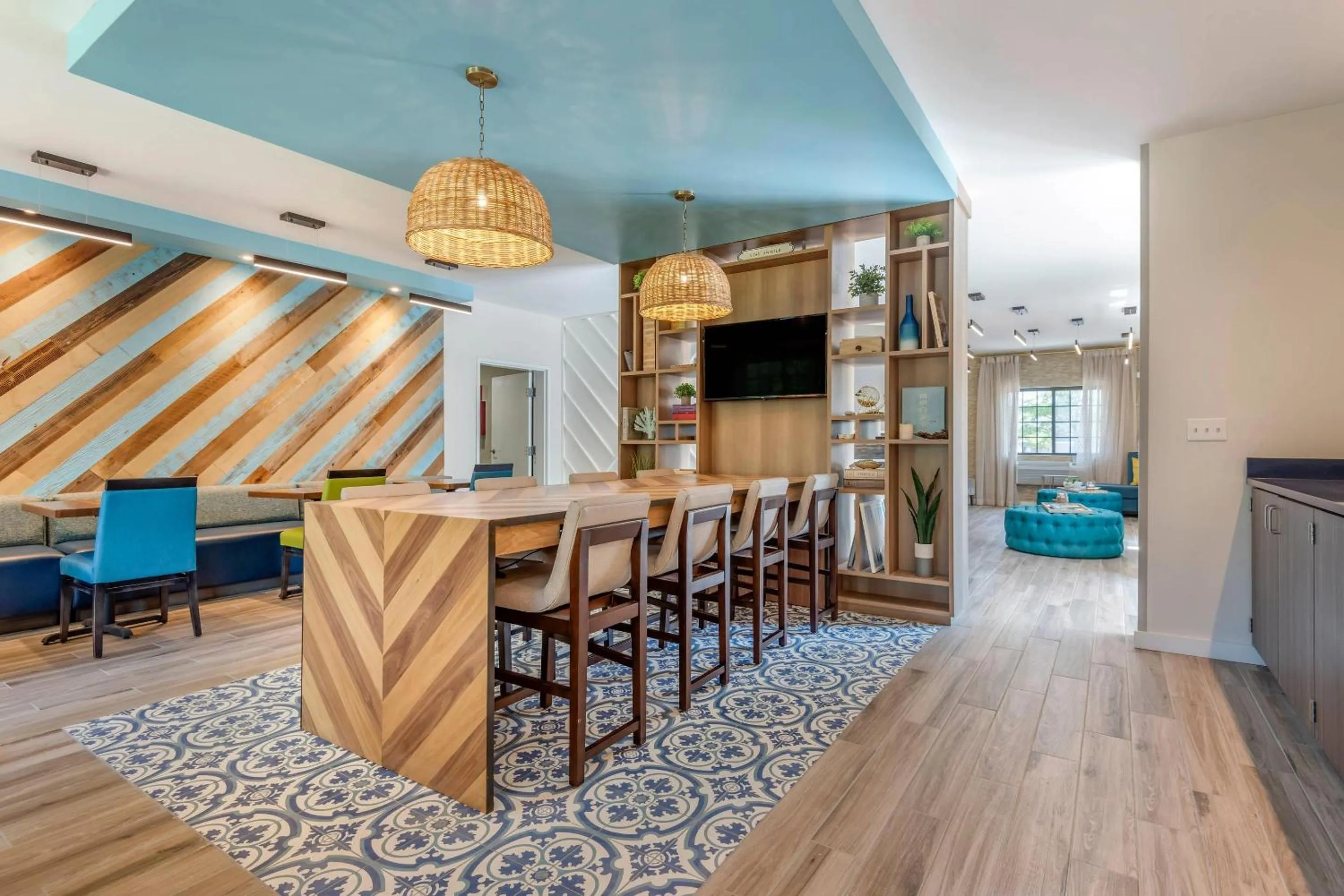 Breakfast in The Freeport Hotel, an Ascend Collection Hotel