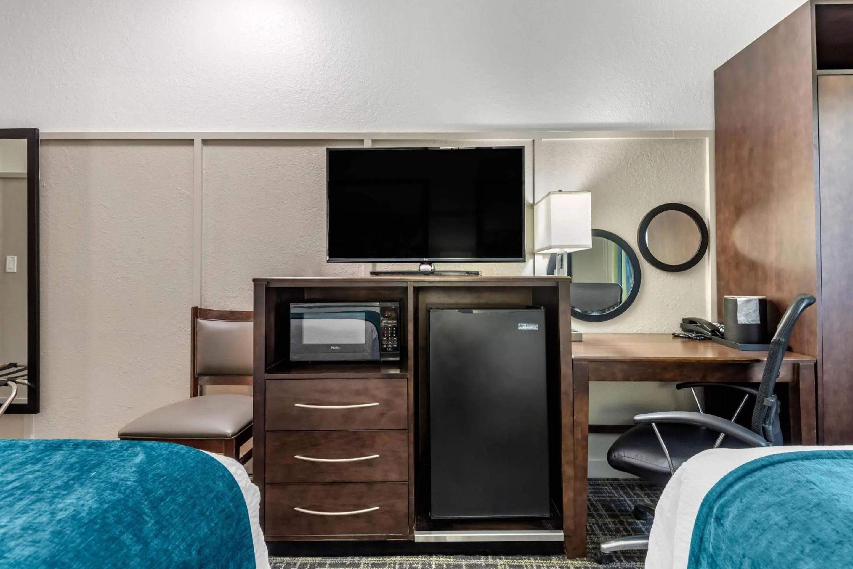 Bedroom in The Freeport Hotel, an Ascend Collection Hotel