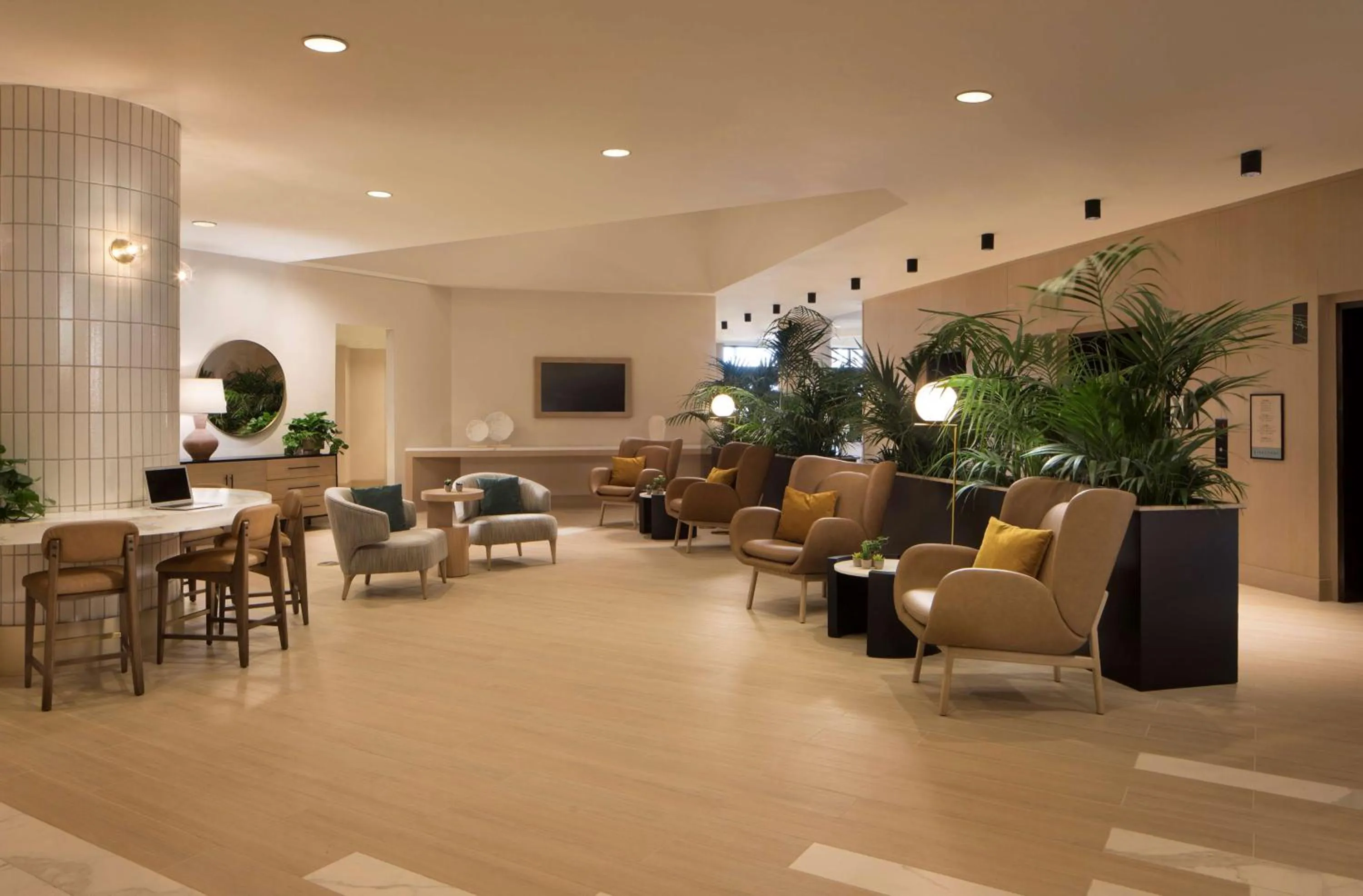 Lobby or reception in Hilton Santa Monica