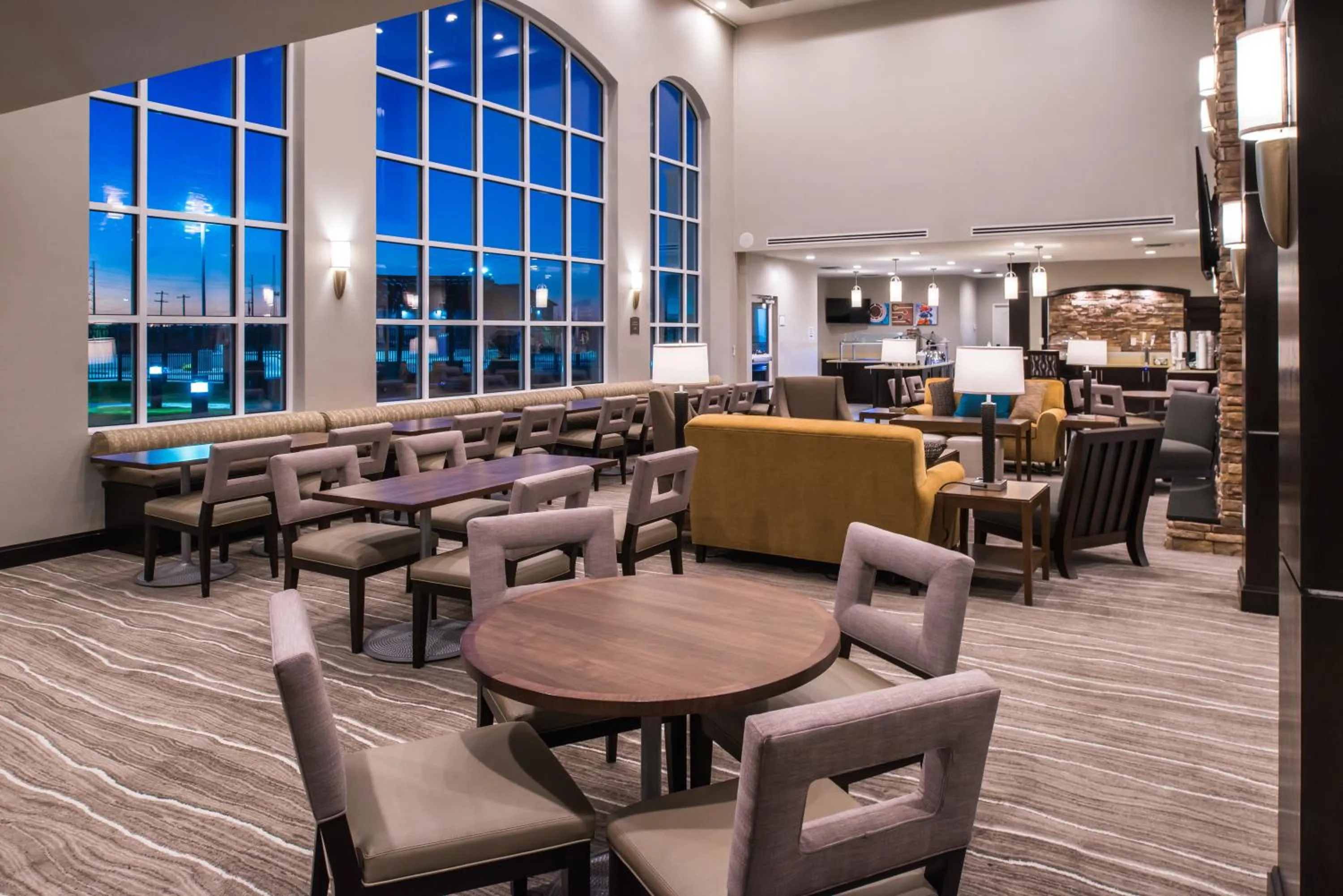 Restaurant/places to eat in Staybridge Suites - Pecos by IHG