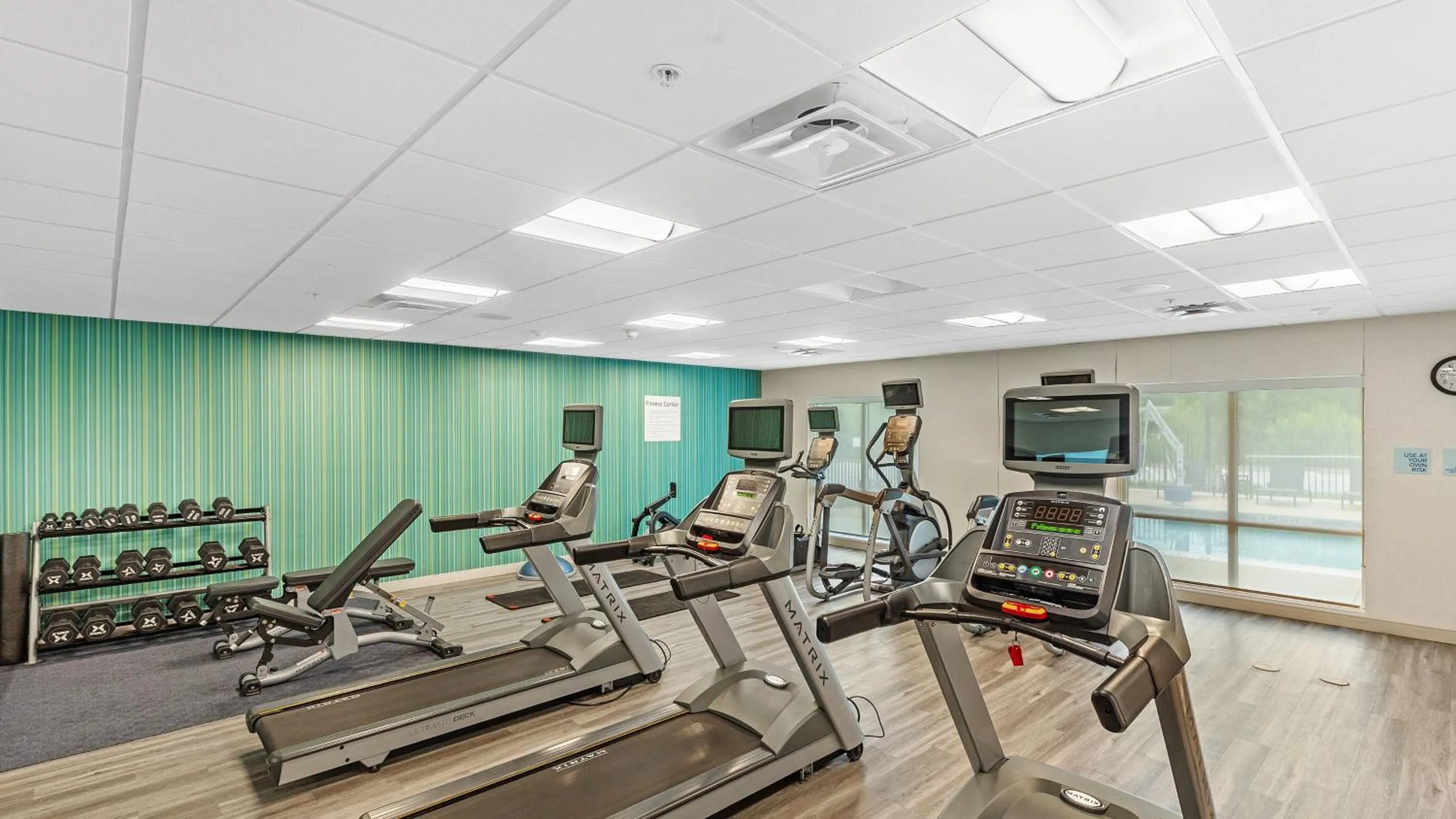 Fitness centre/facilities in Holiday Inn Express & Suites Mobile - University Area by IHG