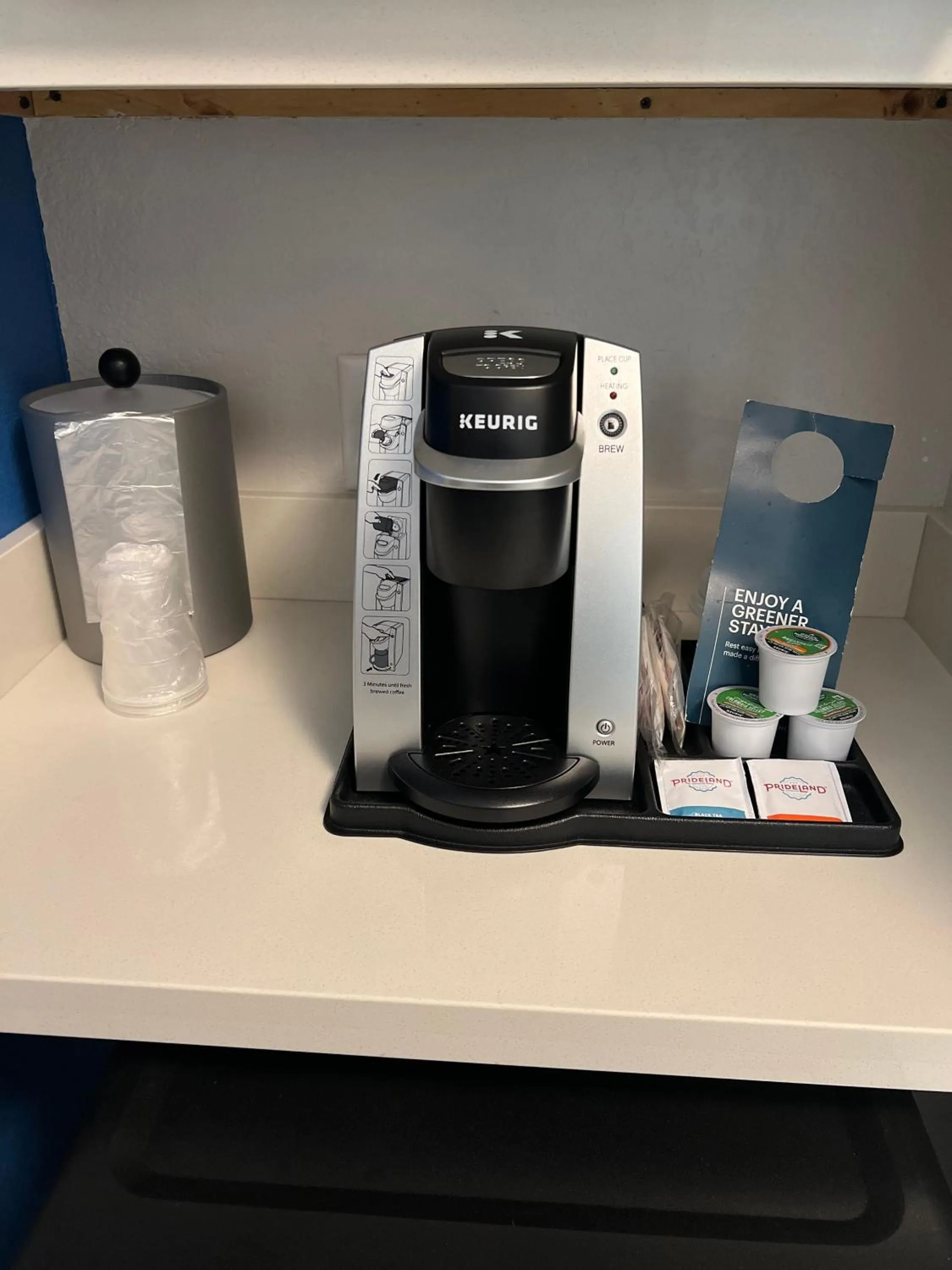 Coffee/tea facilities in Holiday Inn Express & Suites Mobile - University Area by IHG