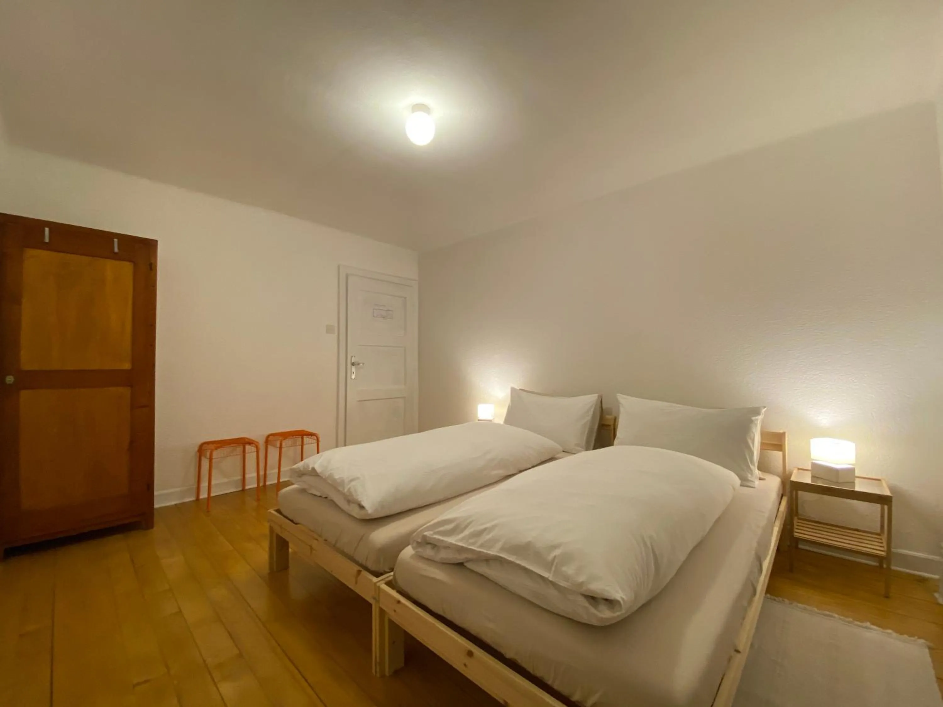 Photo of the whole room, Bed in Pension Bellevue Gondo