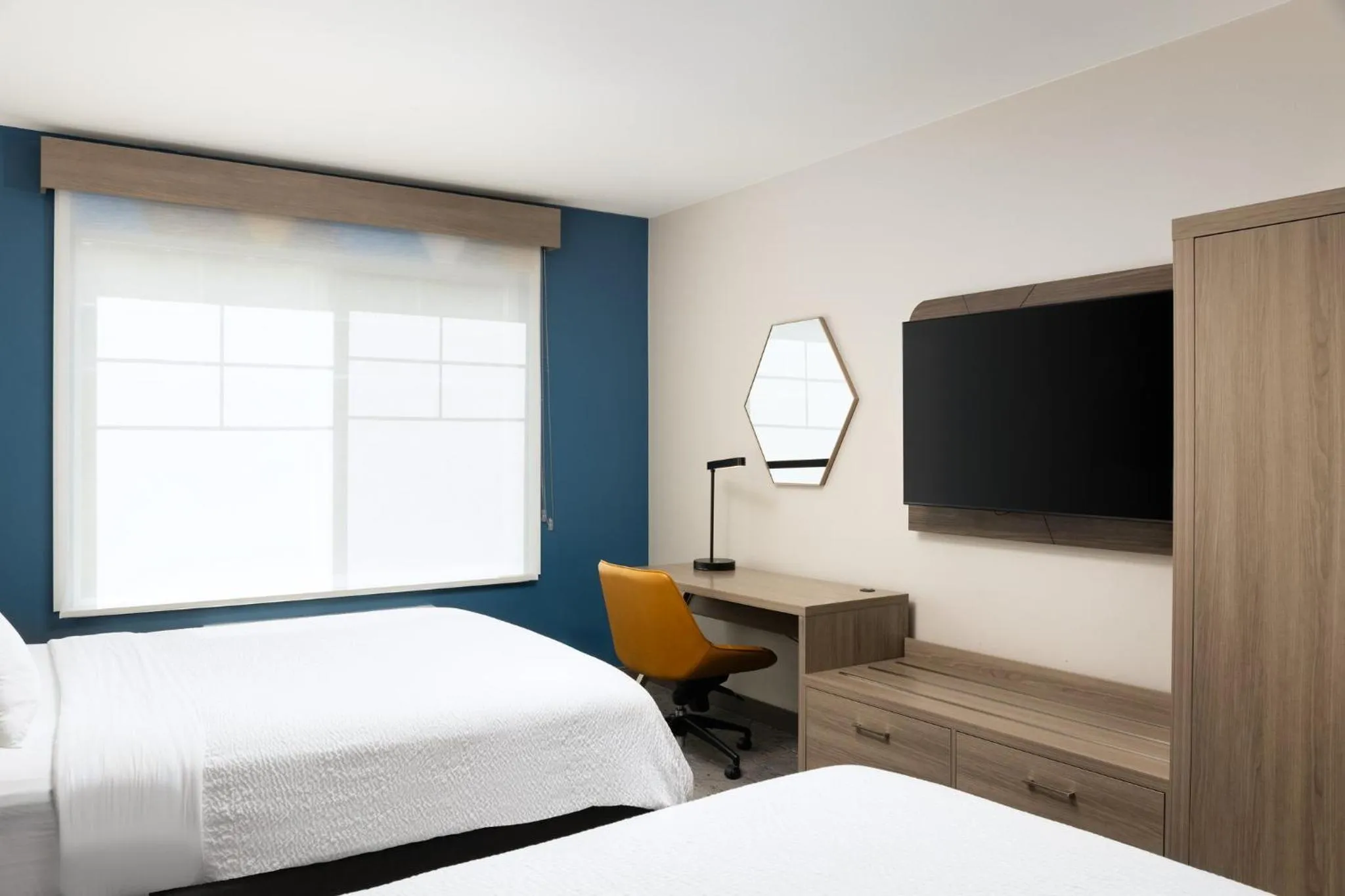 Photo of the whole room, Bed in Holiday Inn Express Hotel & Suites North Sequim by IHG