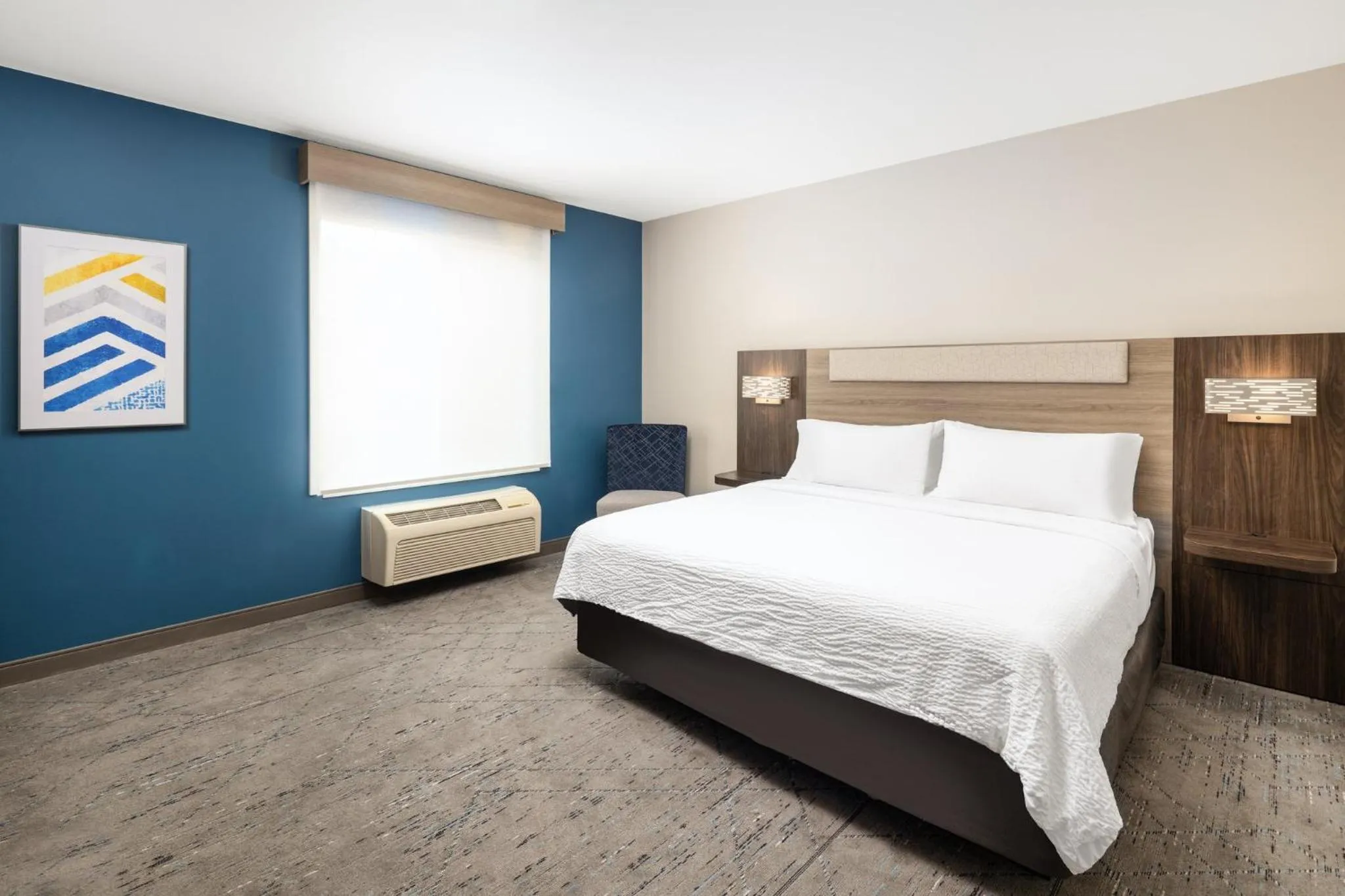 Photo of the whole room, Bed in Holiday Inn Express Hotel & Suites North Sequim by IHG