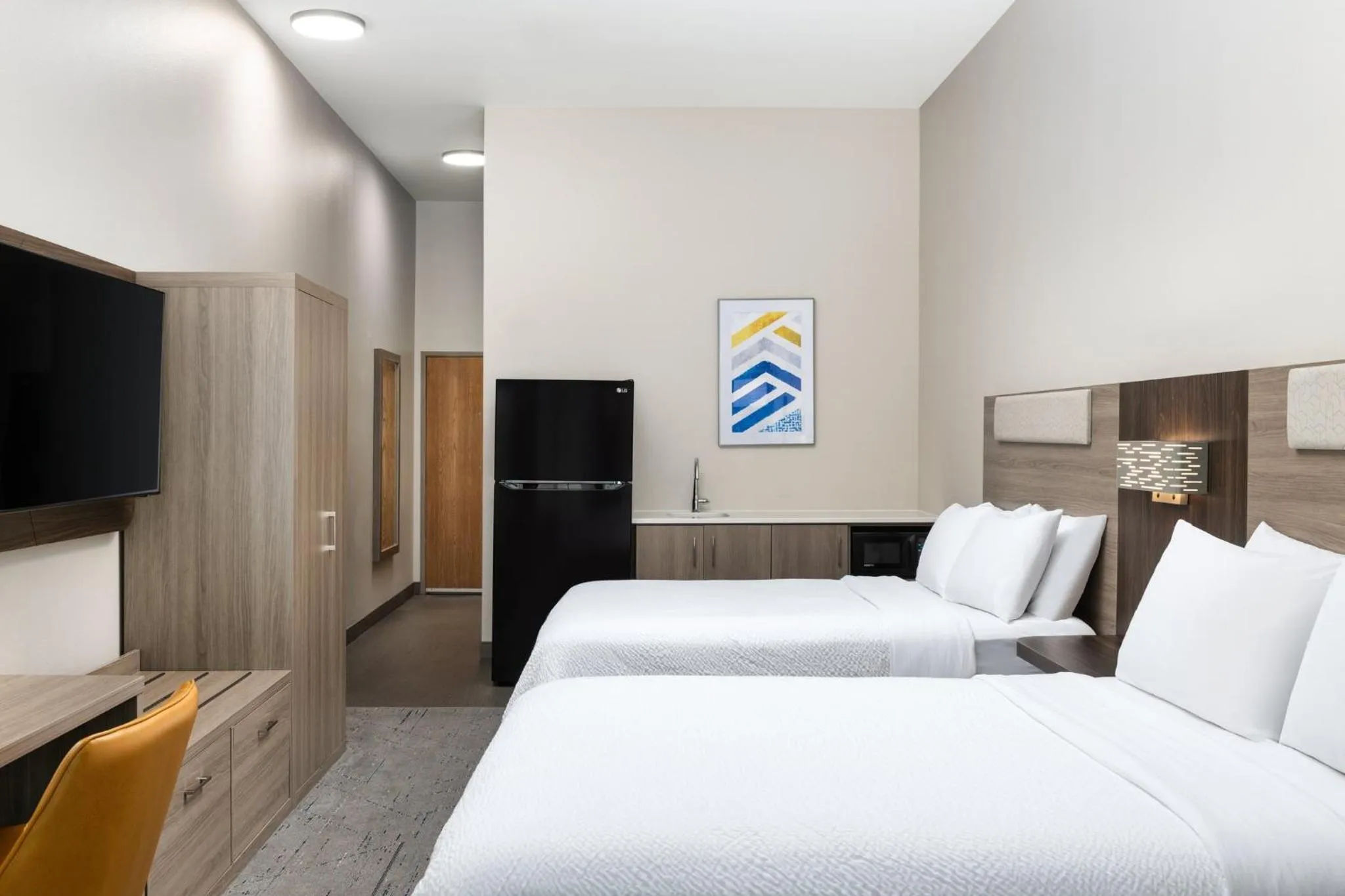 Photo of the whole room, Bed in Holiday Inn Express Hotel & Suites North Sequim by IHG