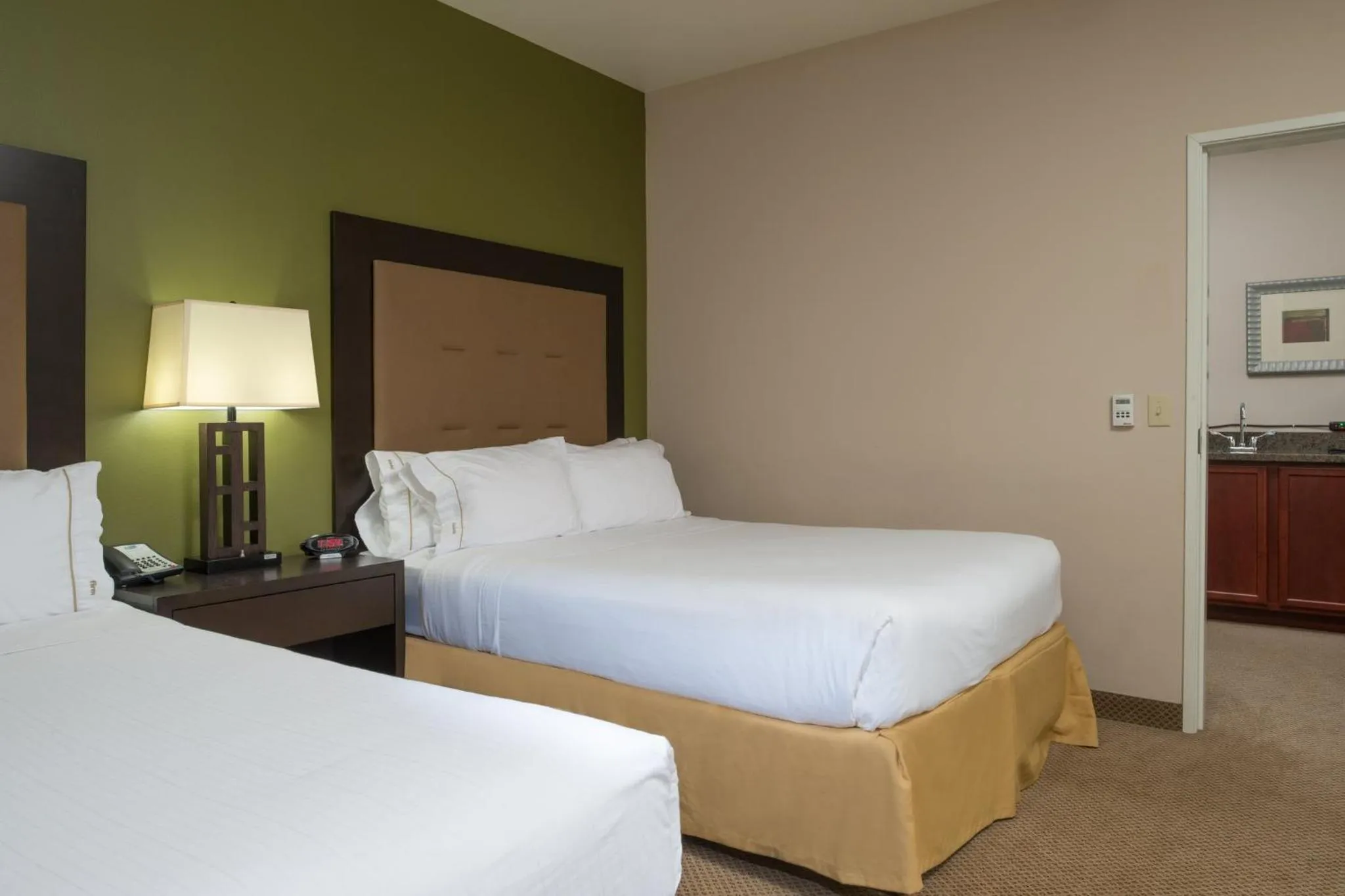 Photo of the whole room, Bed in Holiday Inn Express Hotel & Suites North Sequim by IHG