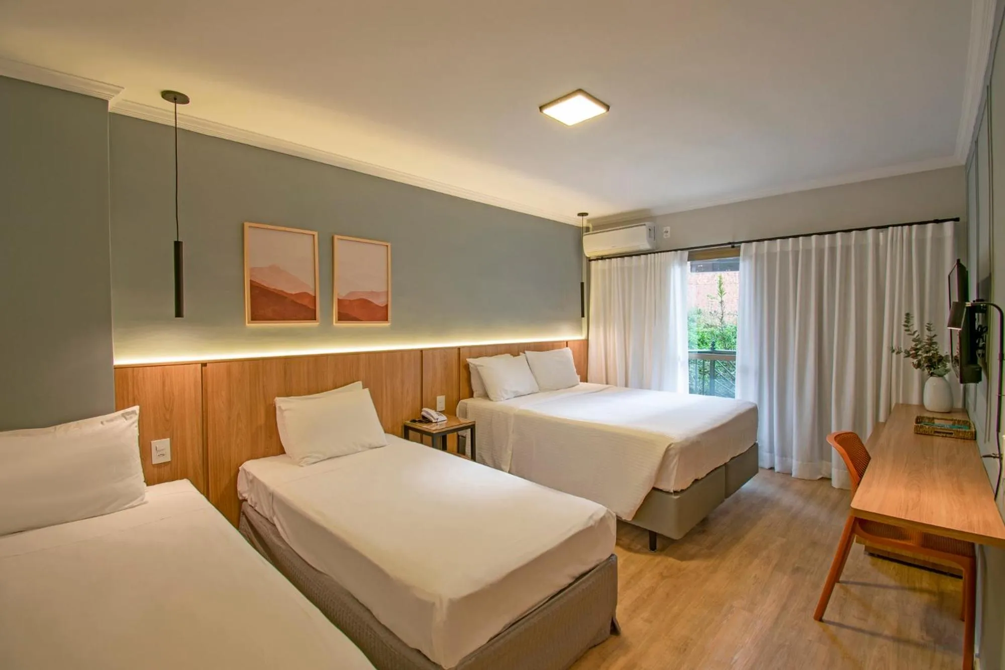 Bedroom, Bed in Oscar Inn Eco Resort