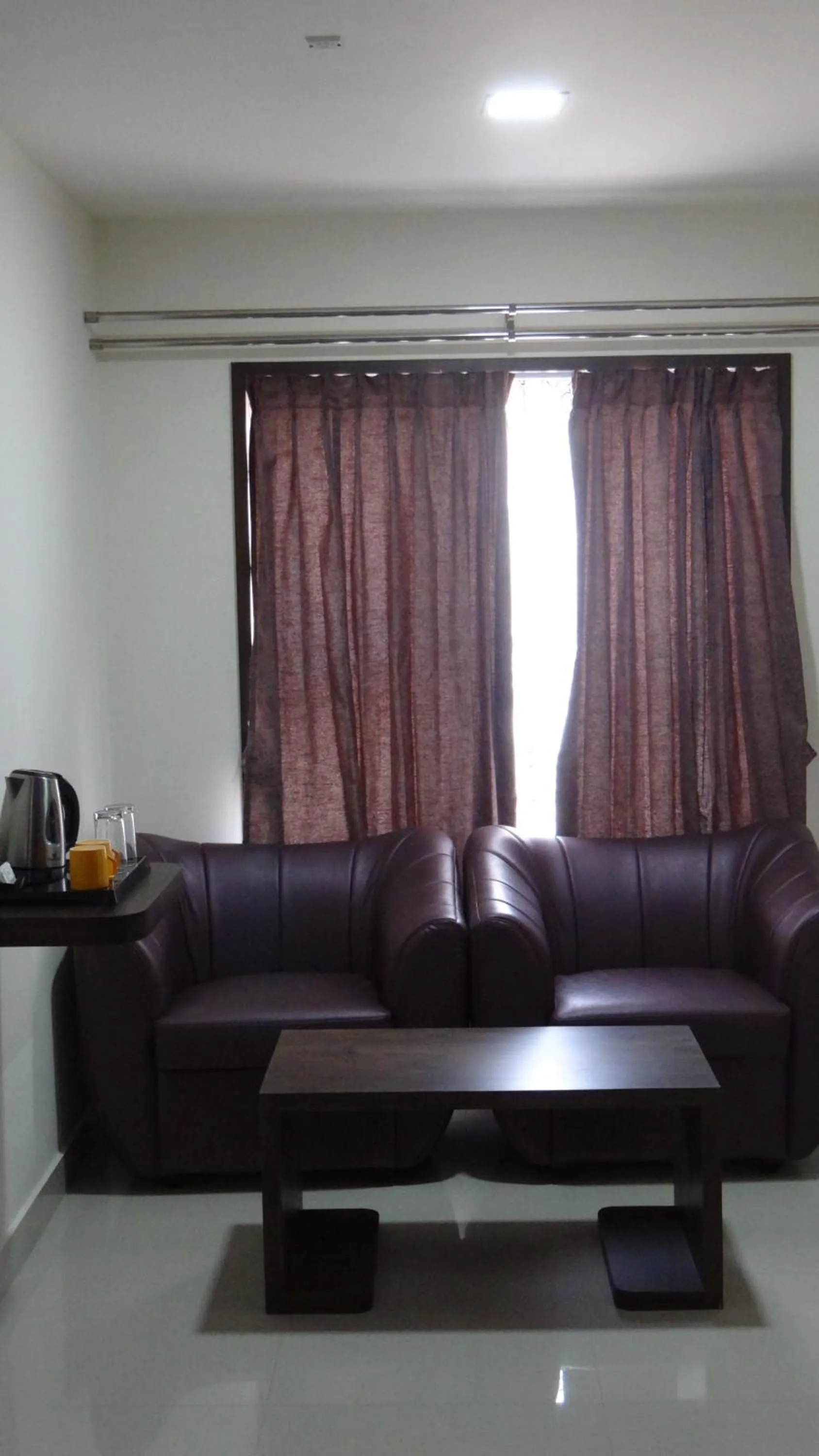 Seating area in Arna Hotel