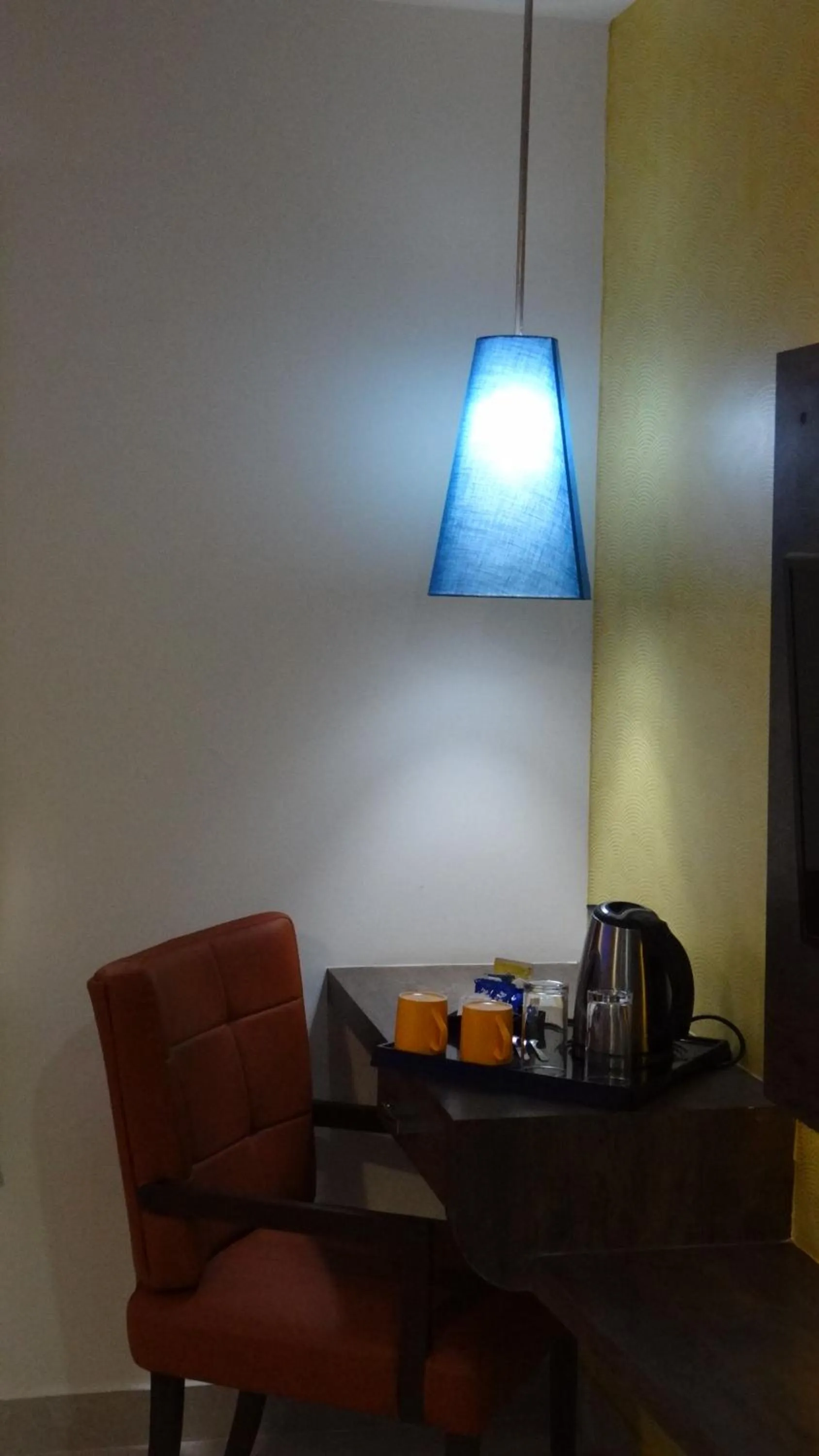 Coffee/tea facilities in Arna Hotel